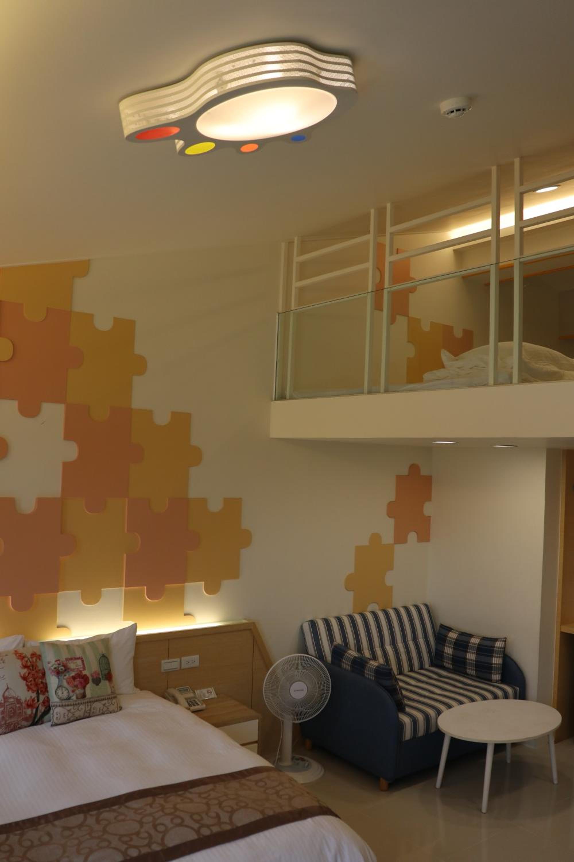 Deluxe Family Suite photo 2