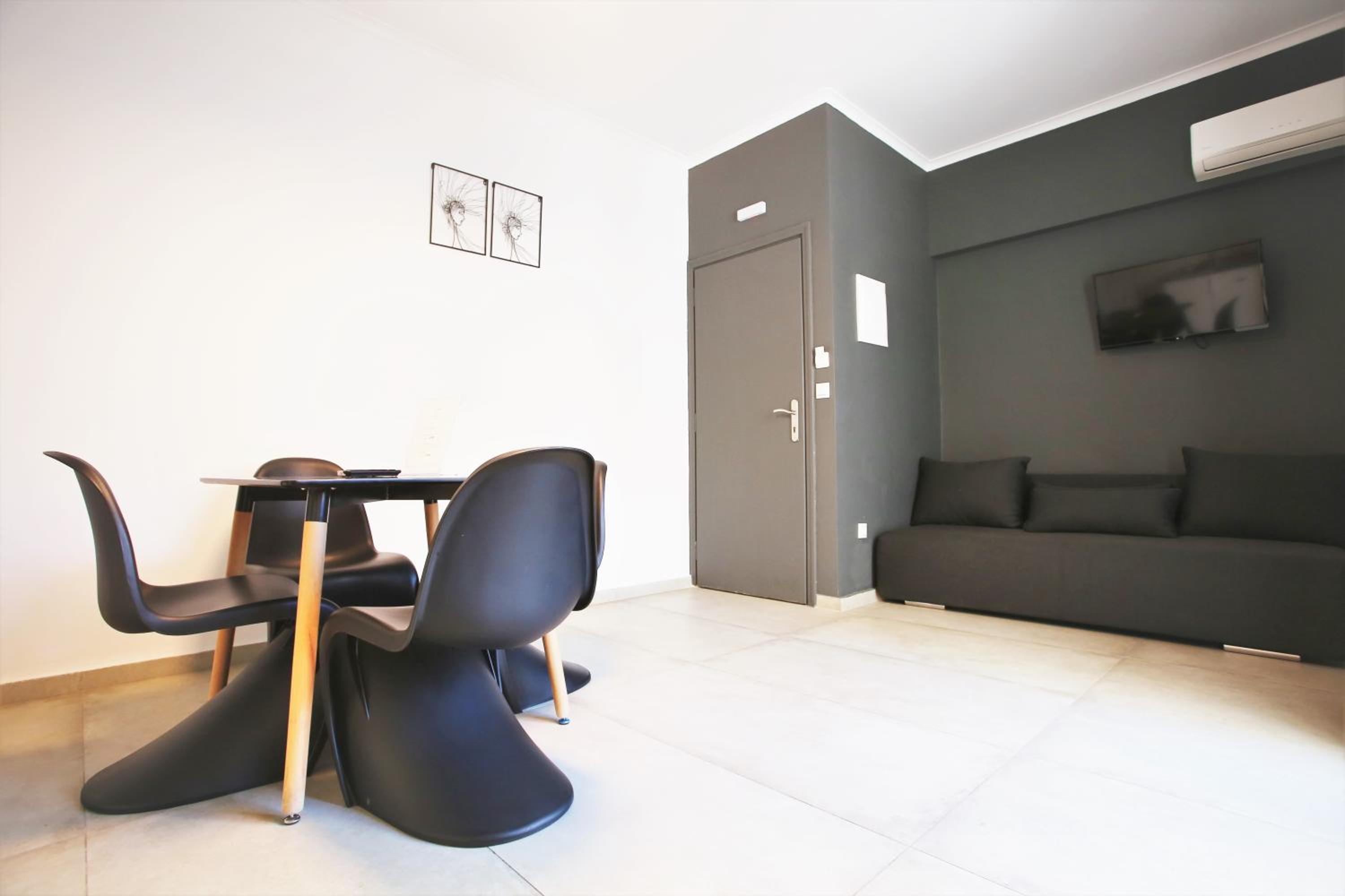 Deluxe Apartment photo 1