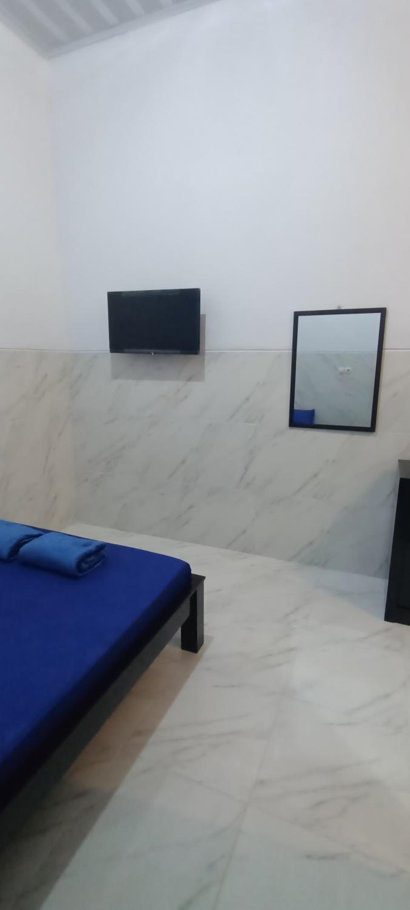 Double Room - Photo 2