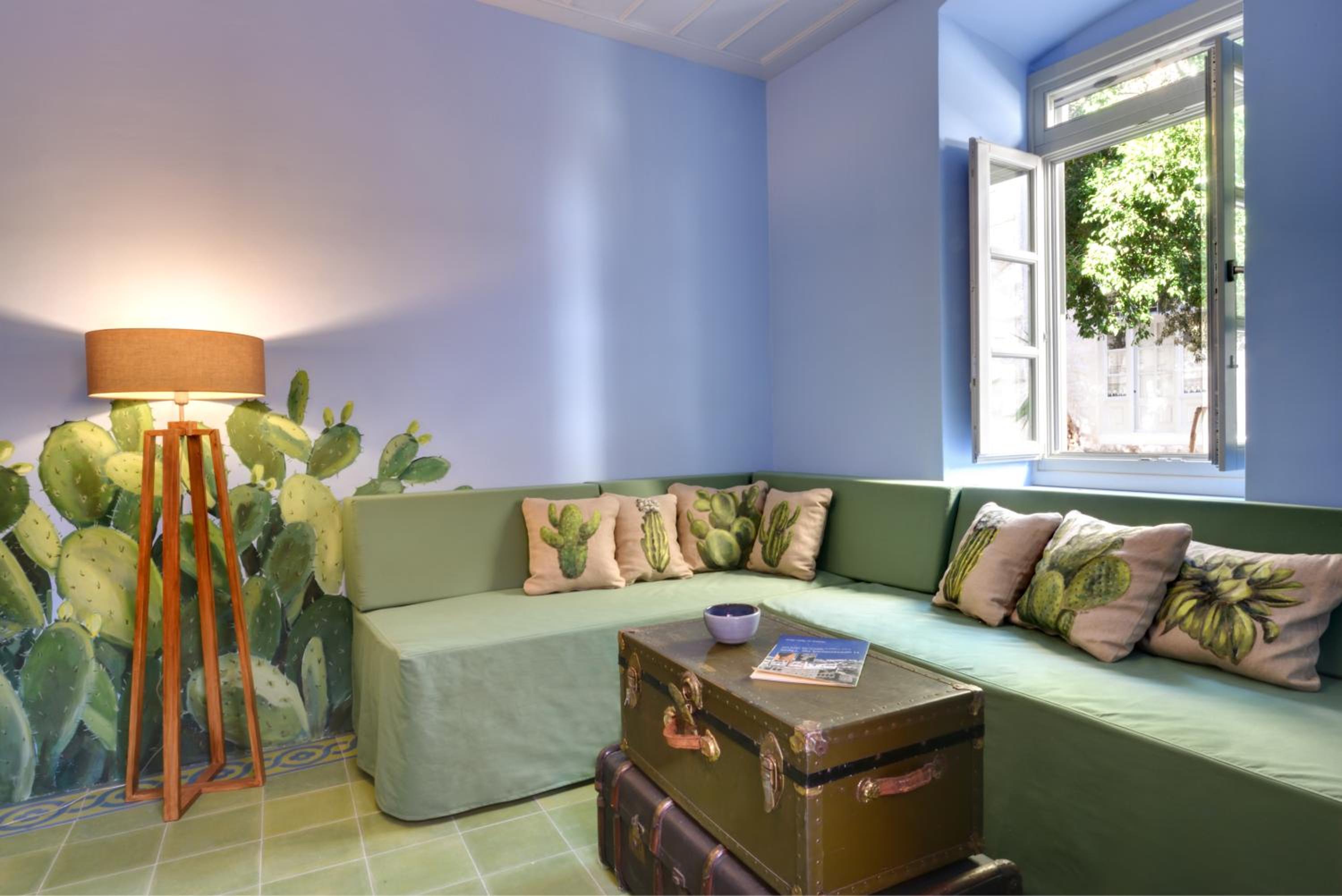 Apartment - Ground Floor photo 2