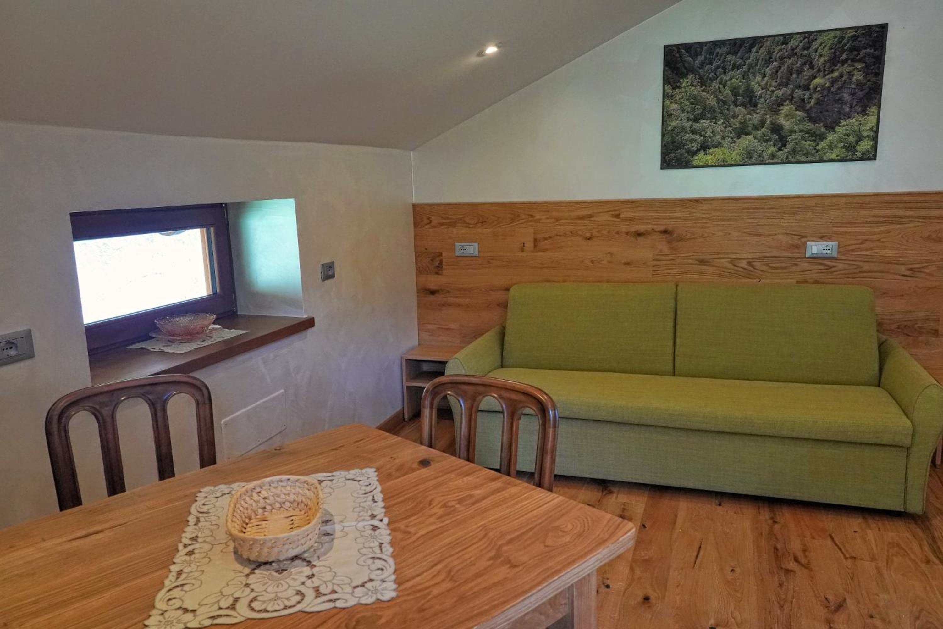 Apartment with Balcony photo 3