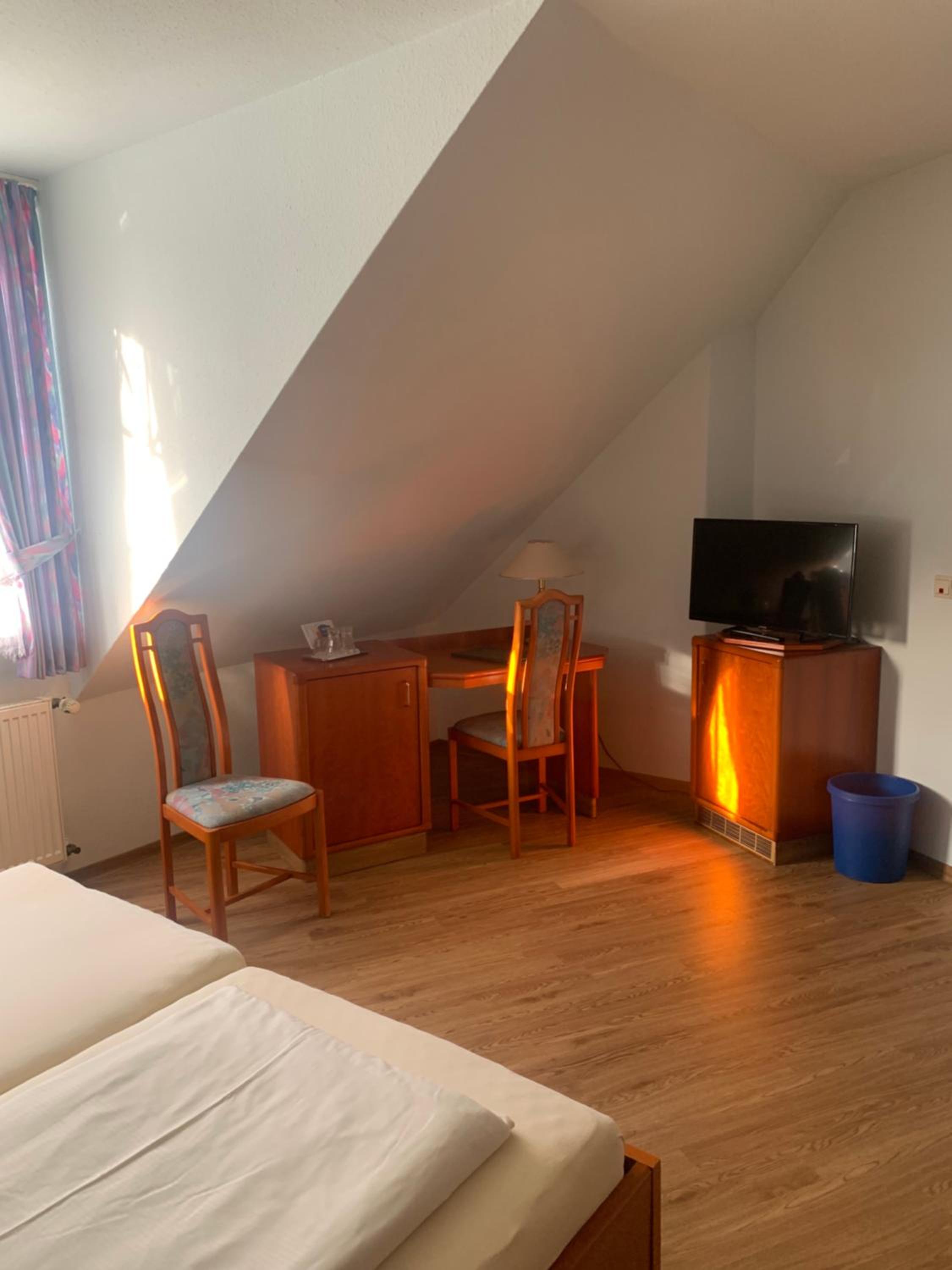 Double Room - Photo 3