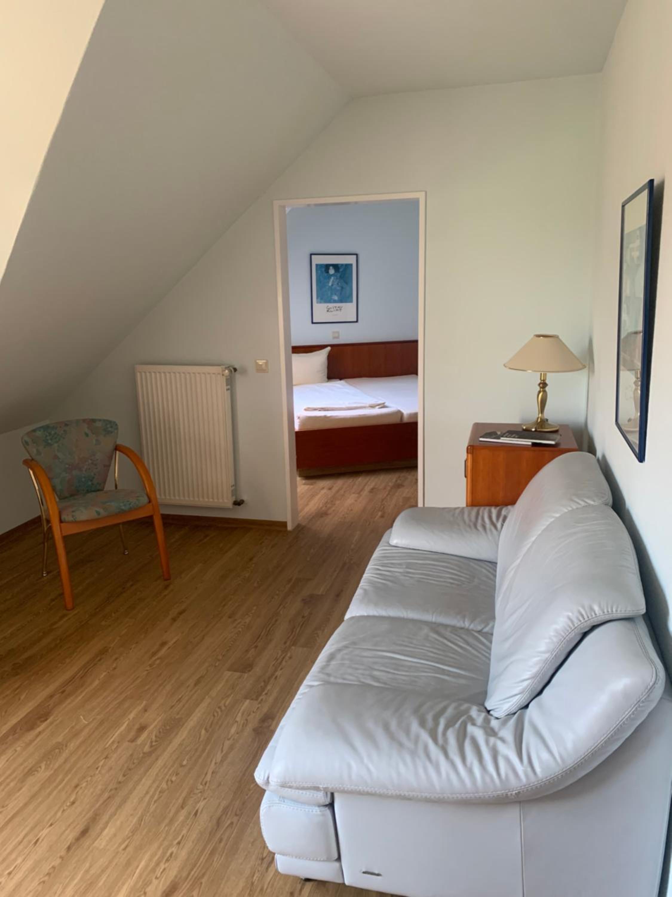 Suite - Photo 2