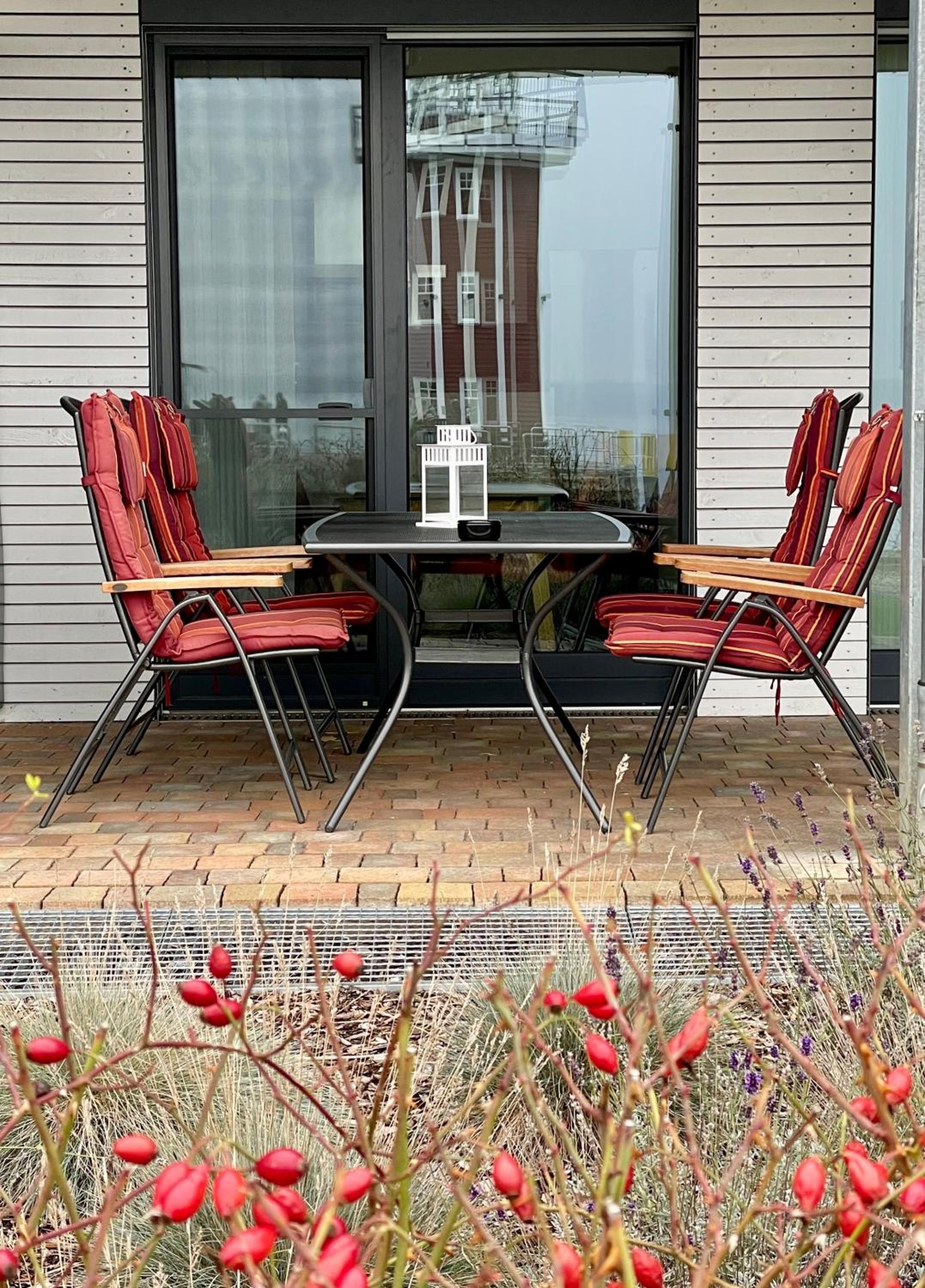 Apartment with Terrace photo 3