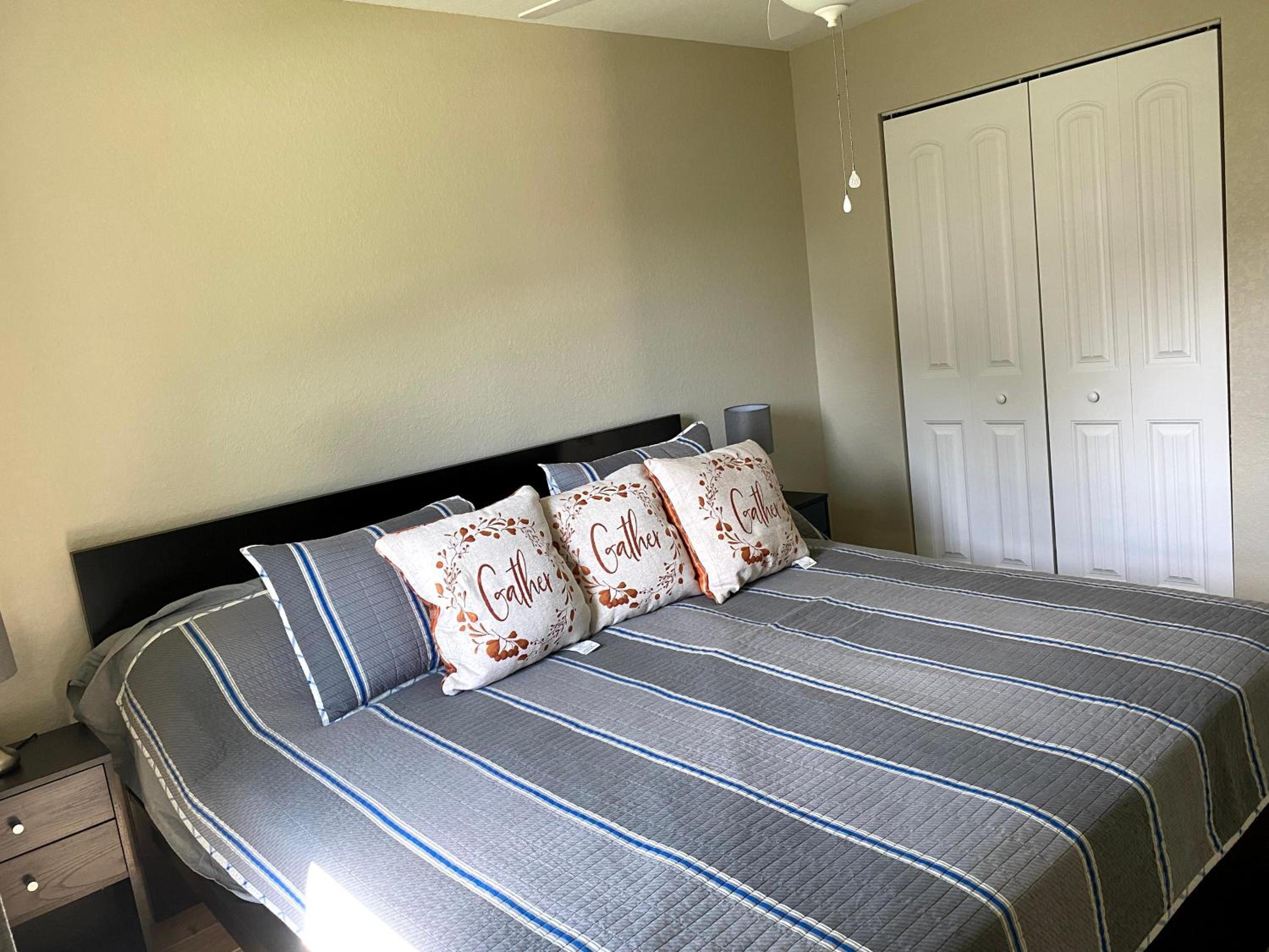 Three-Bedroom House - Photo 18