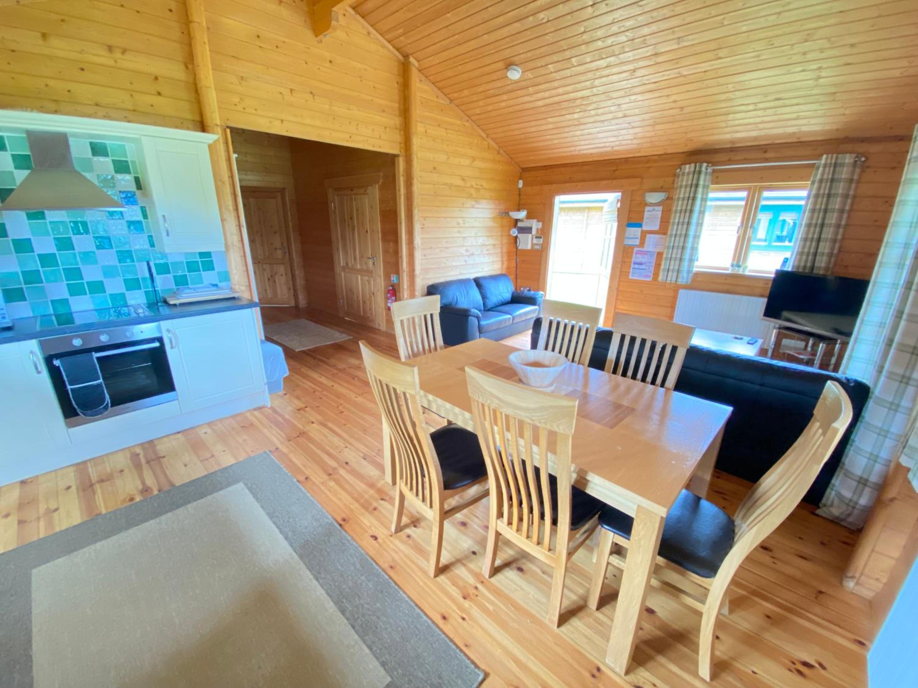 Three-Bedroom House photo 2