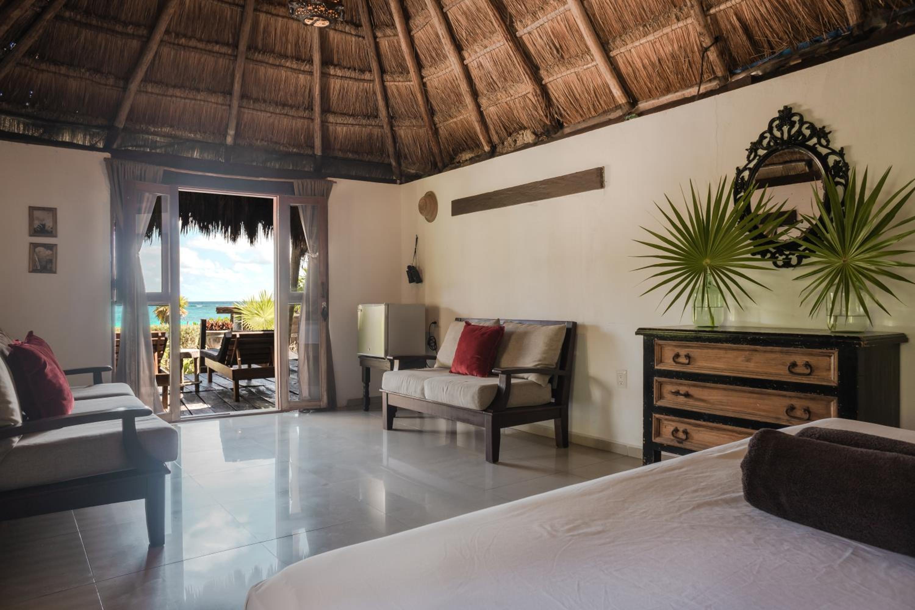 King Room with Sea View - Photo 8