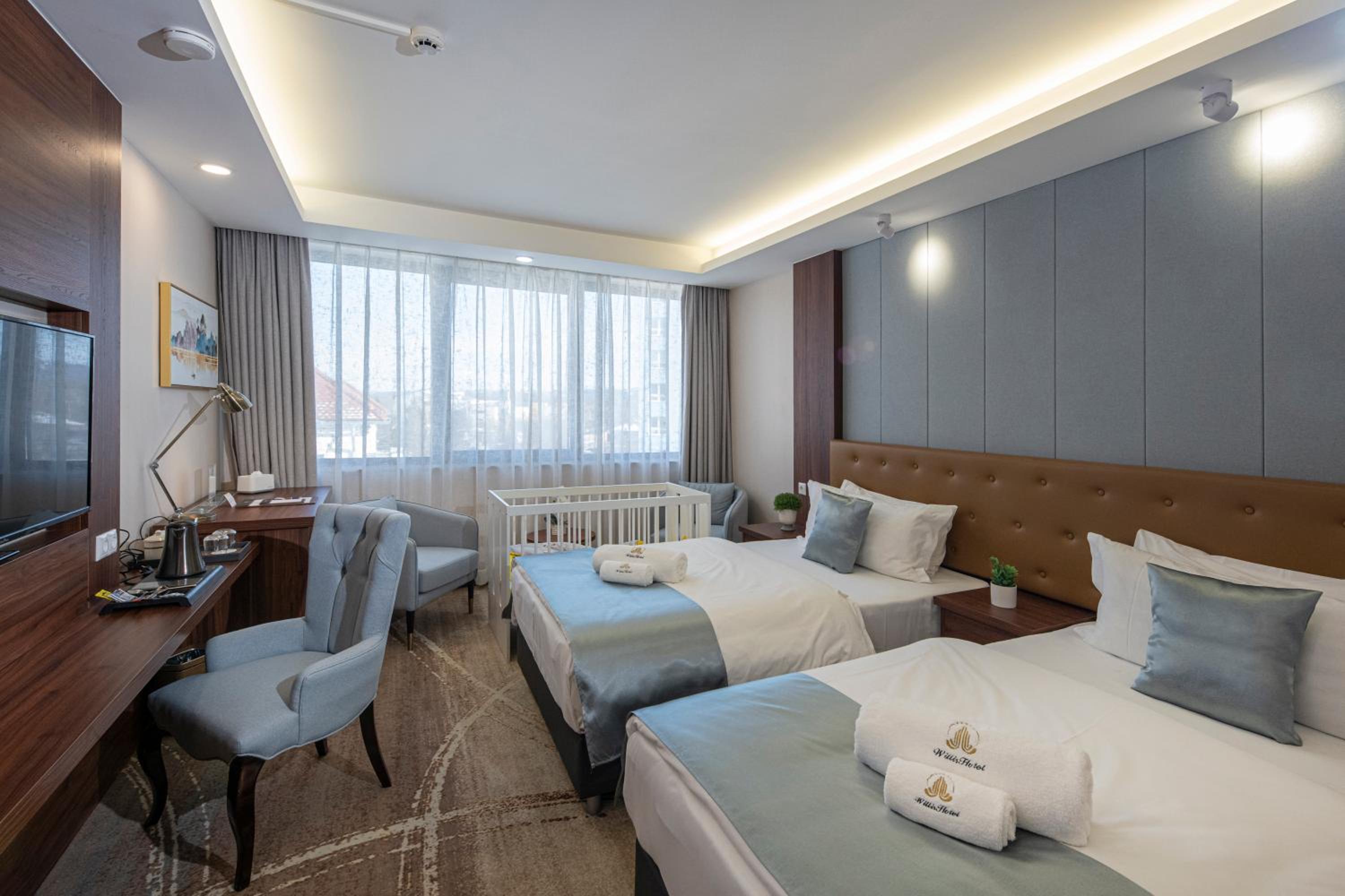 Deluxe Double or Twin Room - Photo 5