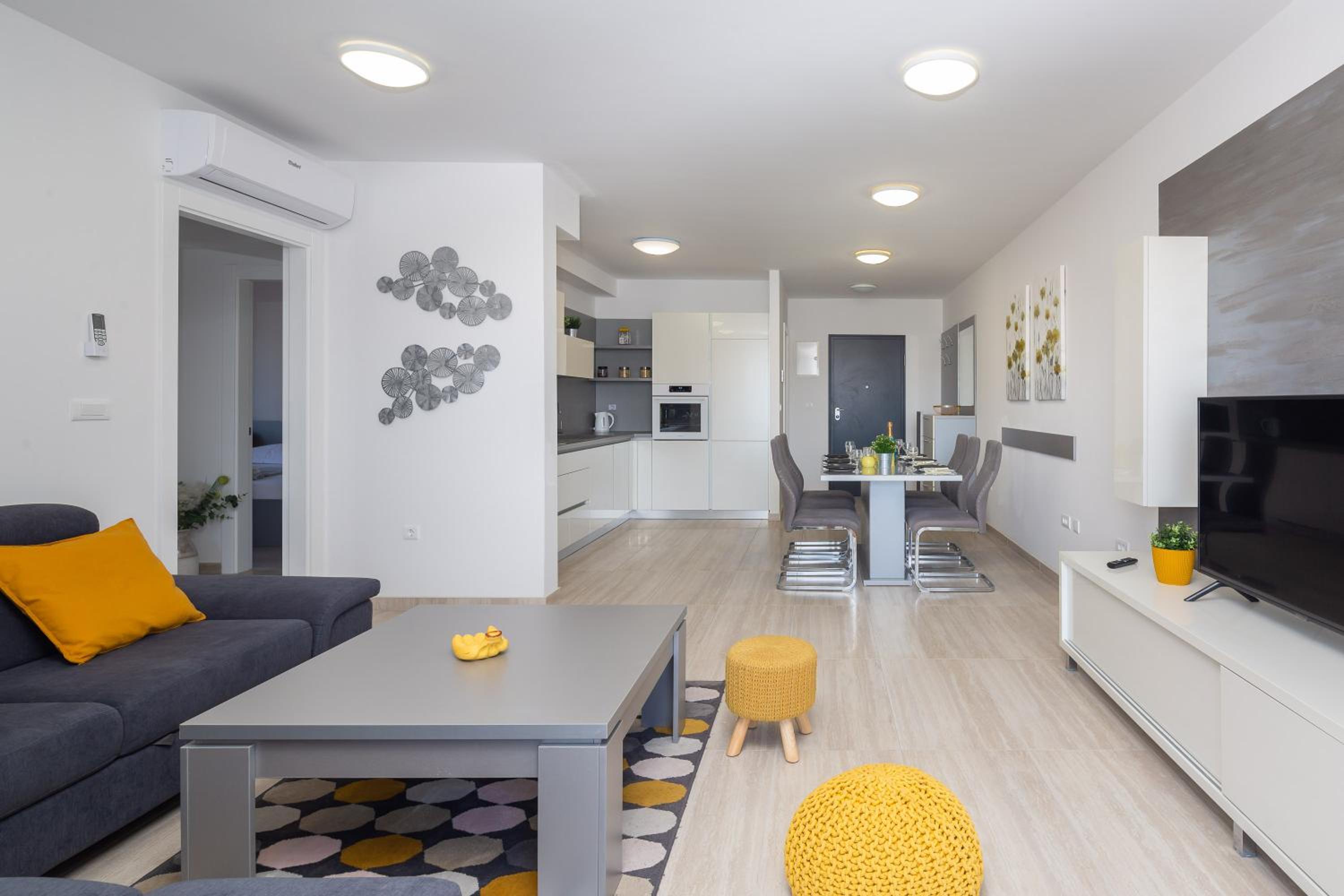 Apartment with Sea View