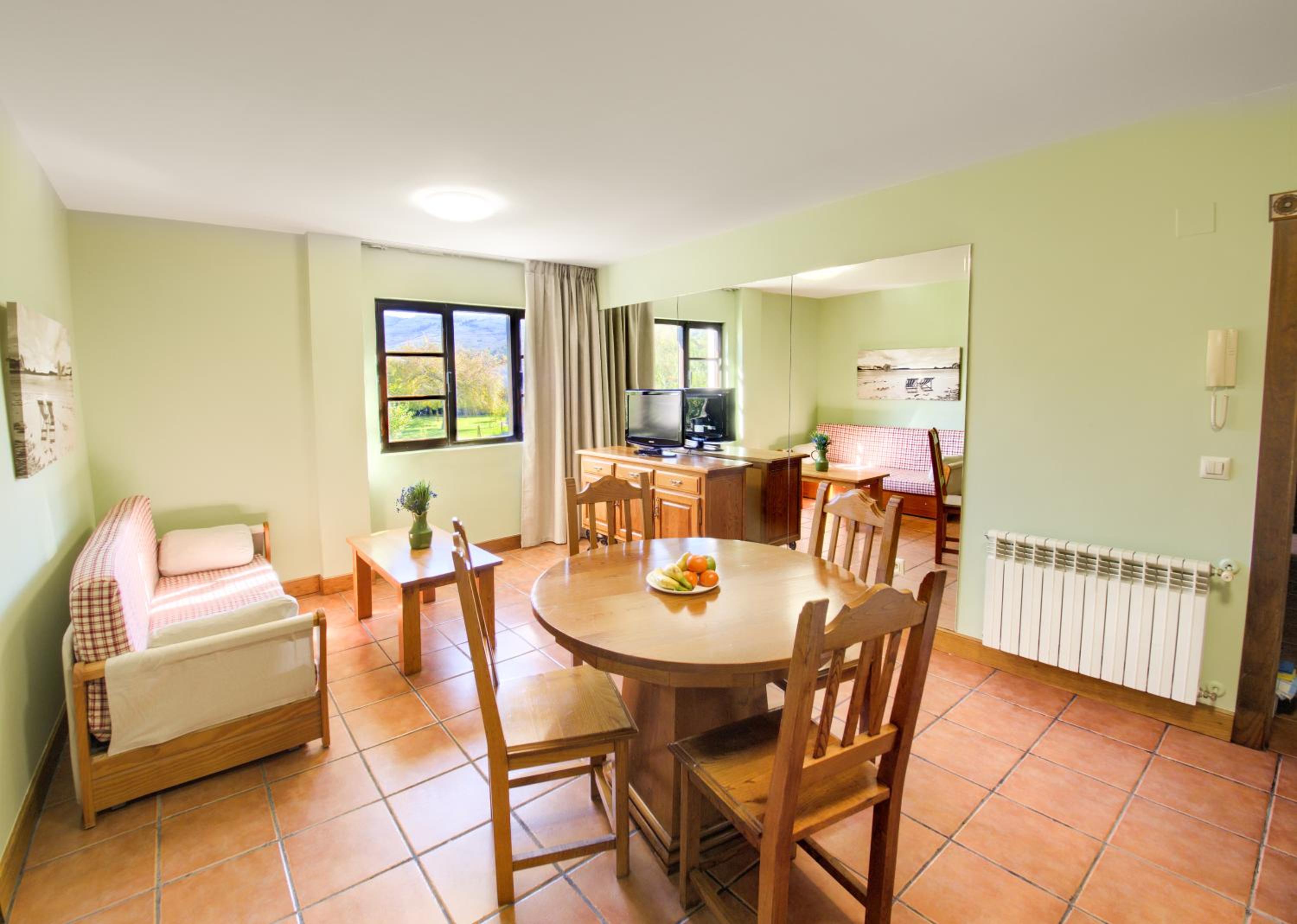Apartamento con vista al jardín