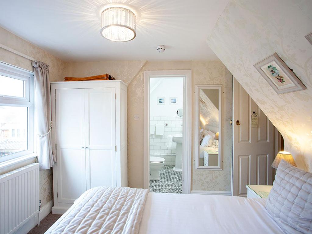 Small Double Room photo 3