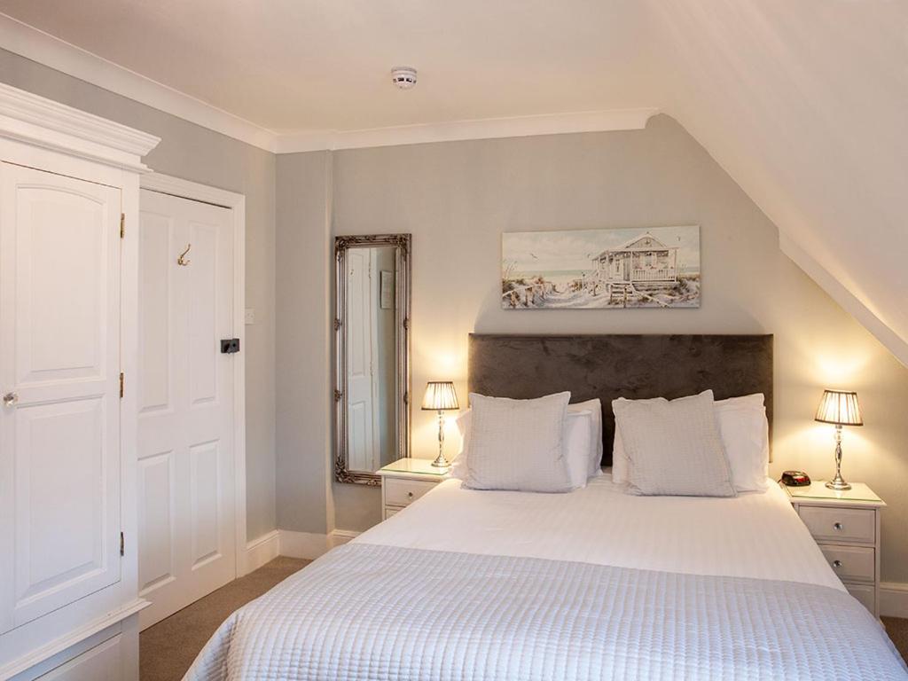 Small Double Room photo 3