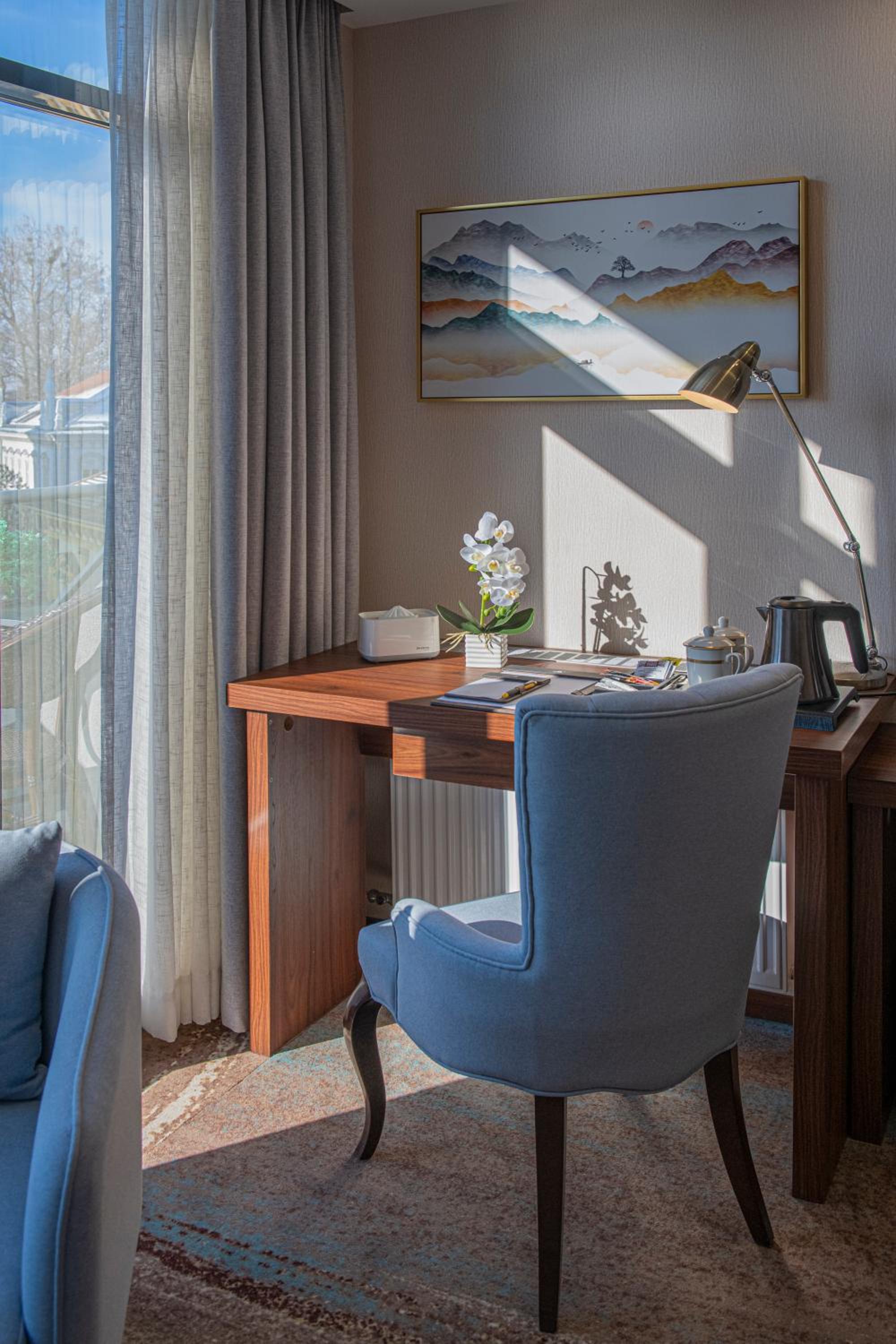 Deluxe Double or Twin Room with Balcony - Photo 5