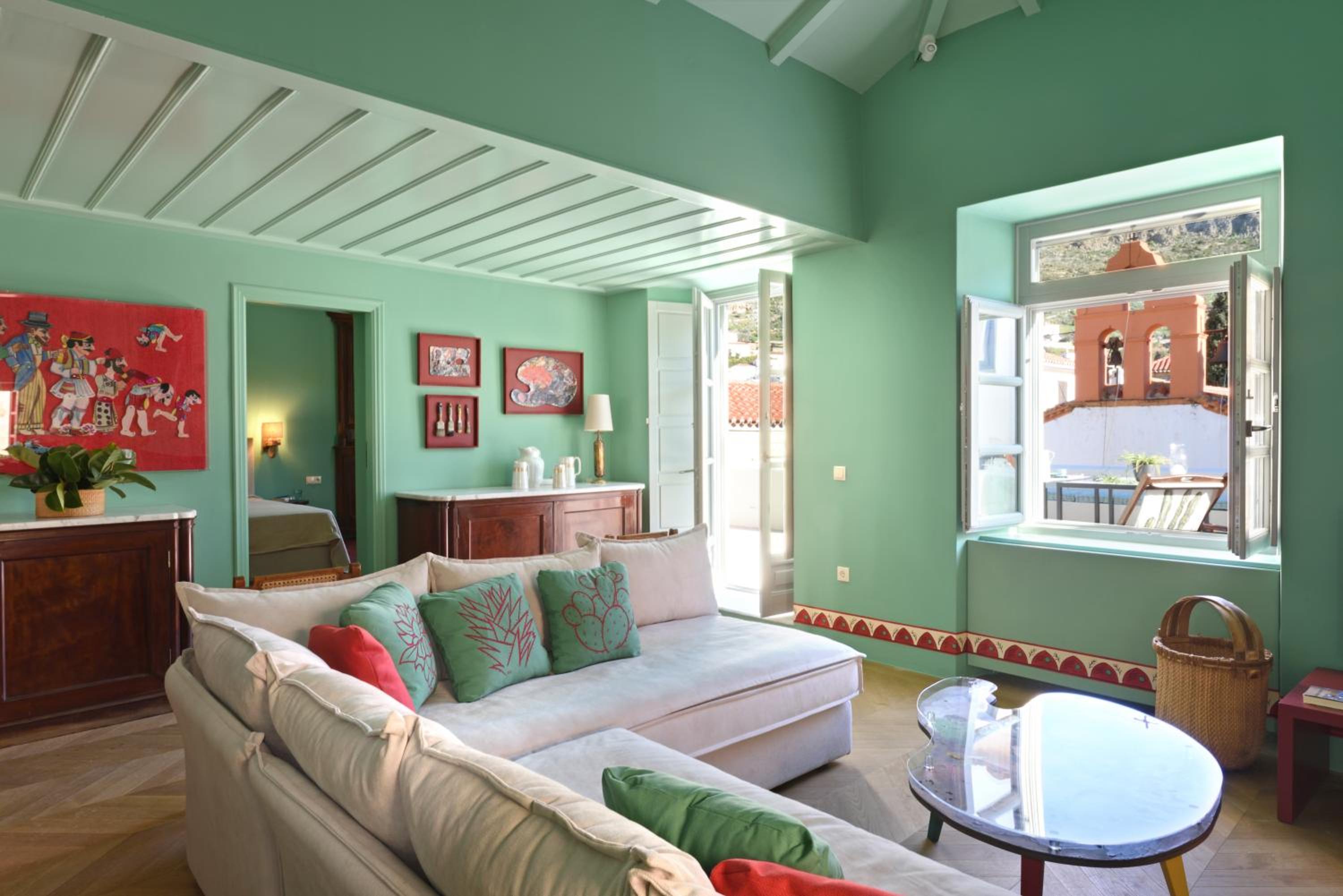 Apartment with Terrace