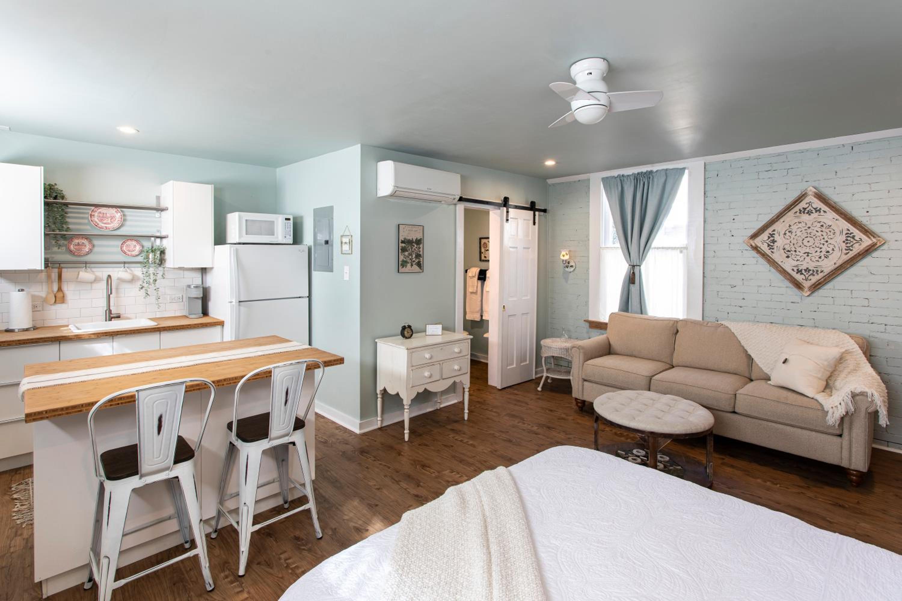 Queen Room