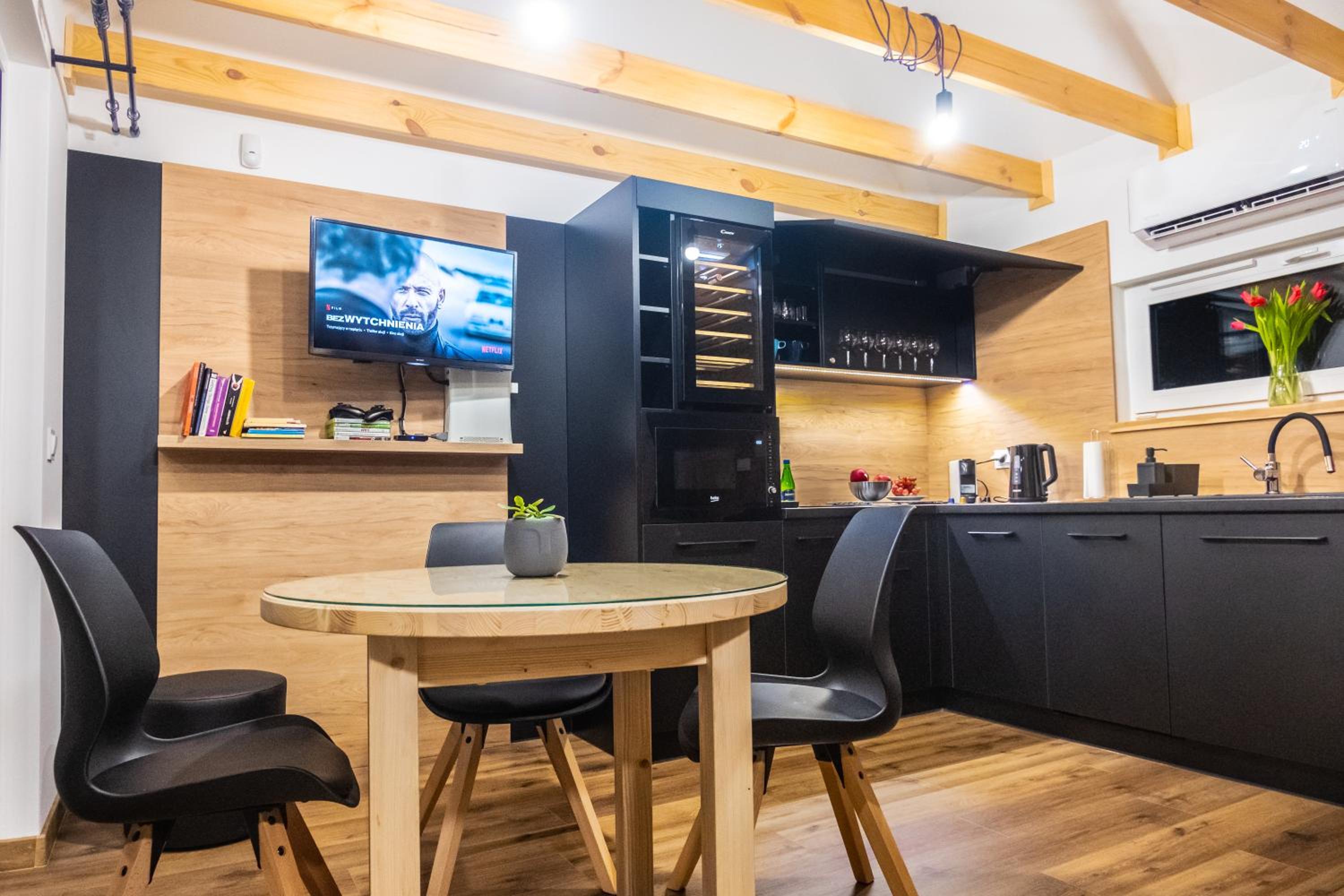 Two-Bedroom Chalet - Photo 26