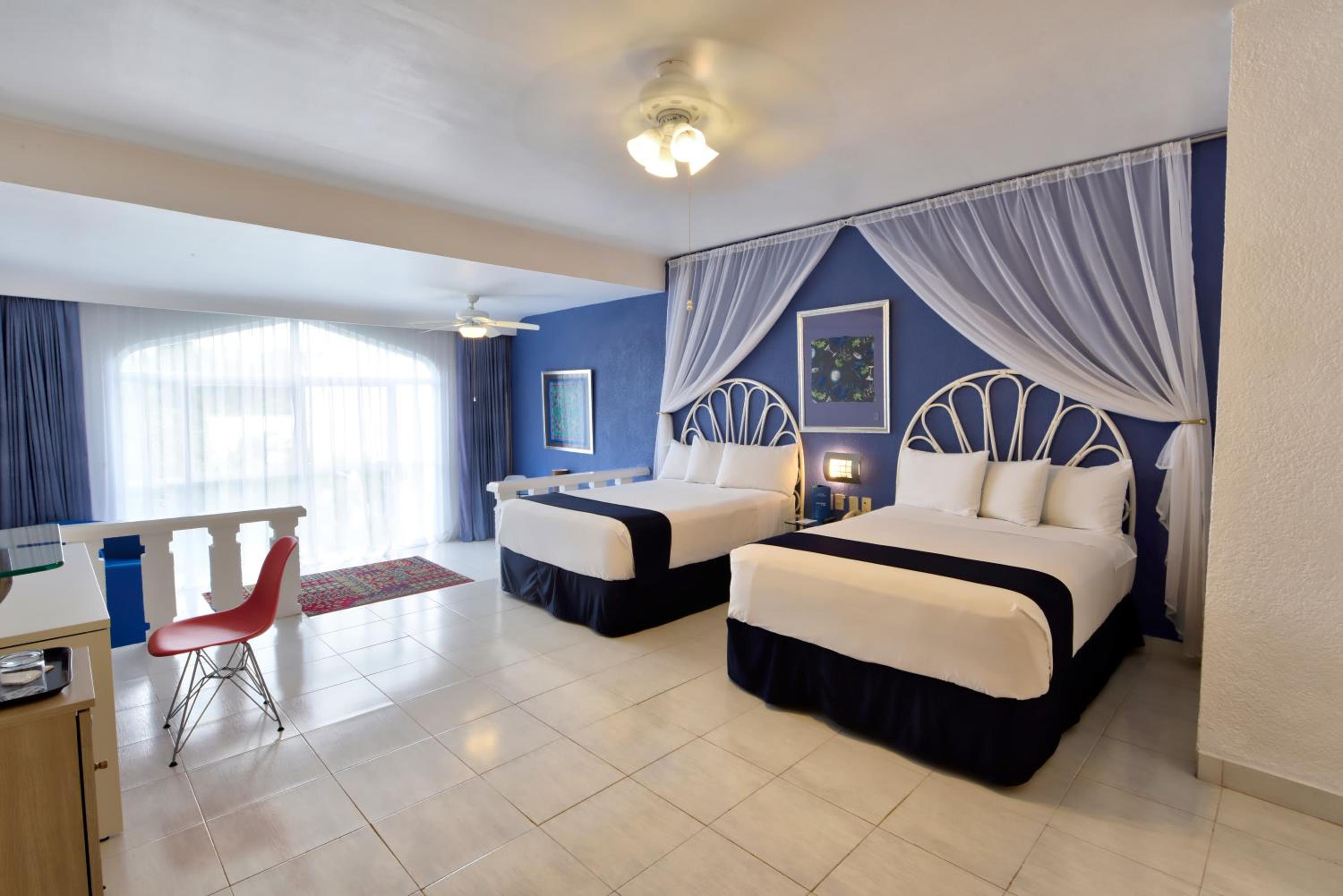 Suite - Photo 9