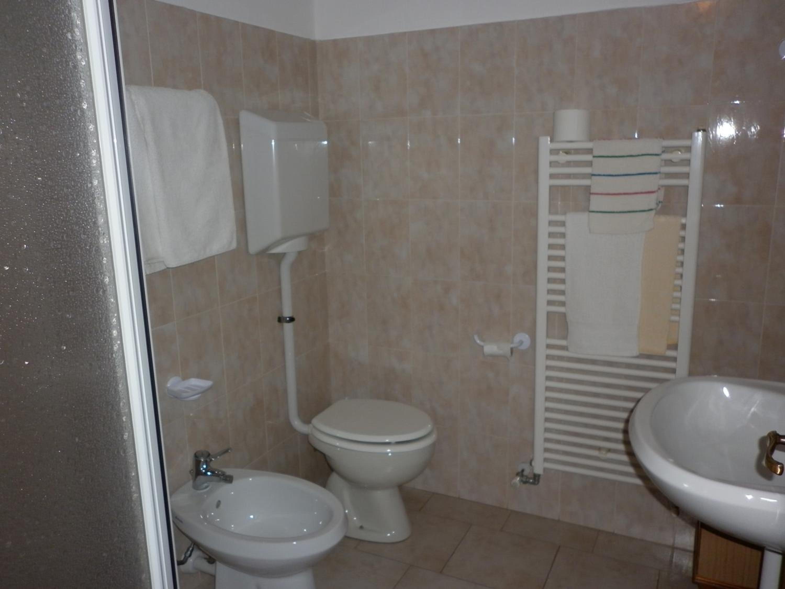 Quadruple Room photo 2