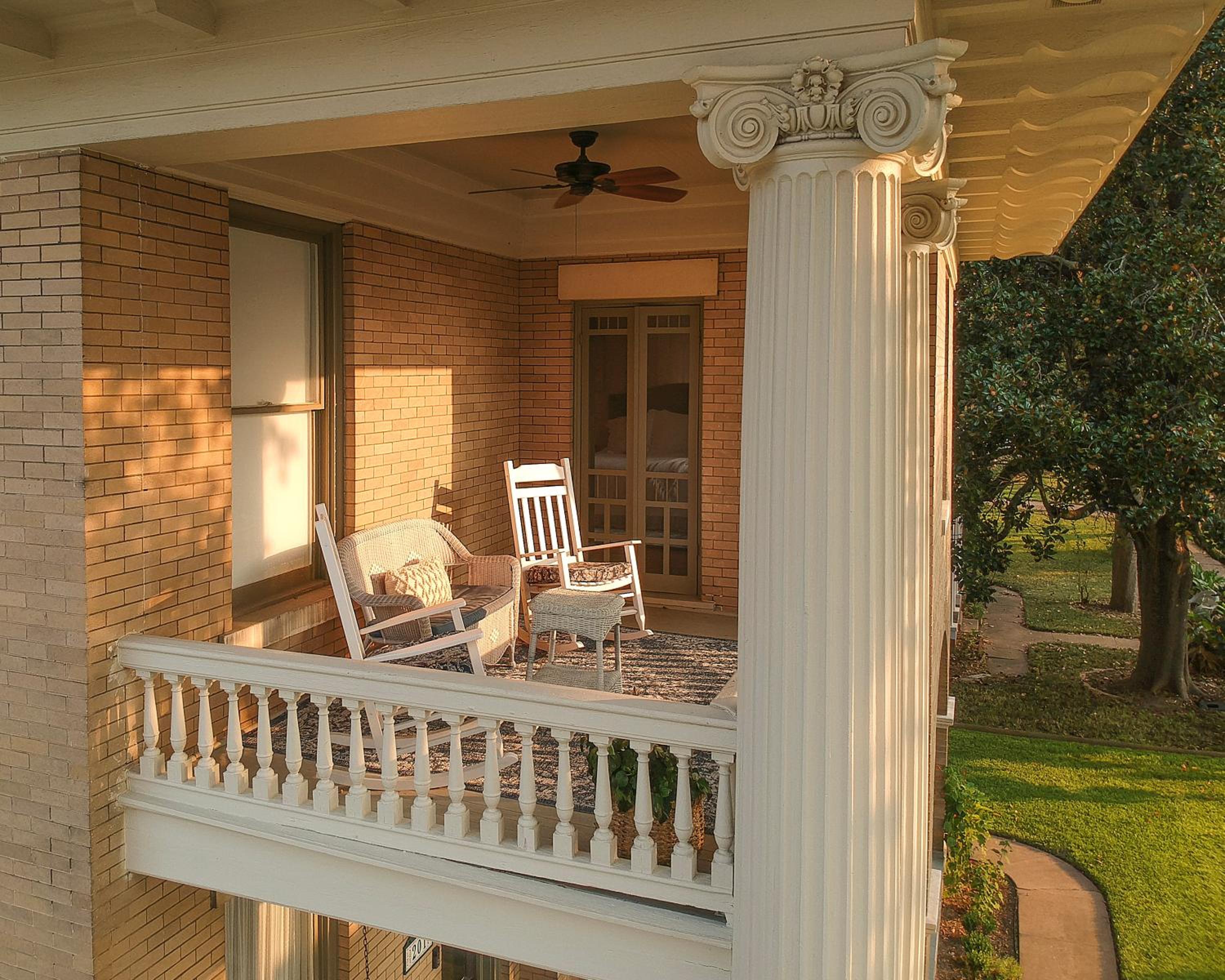 King Room with Balcony photo 2
