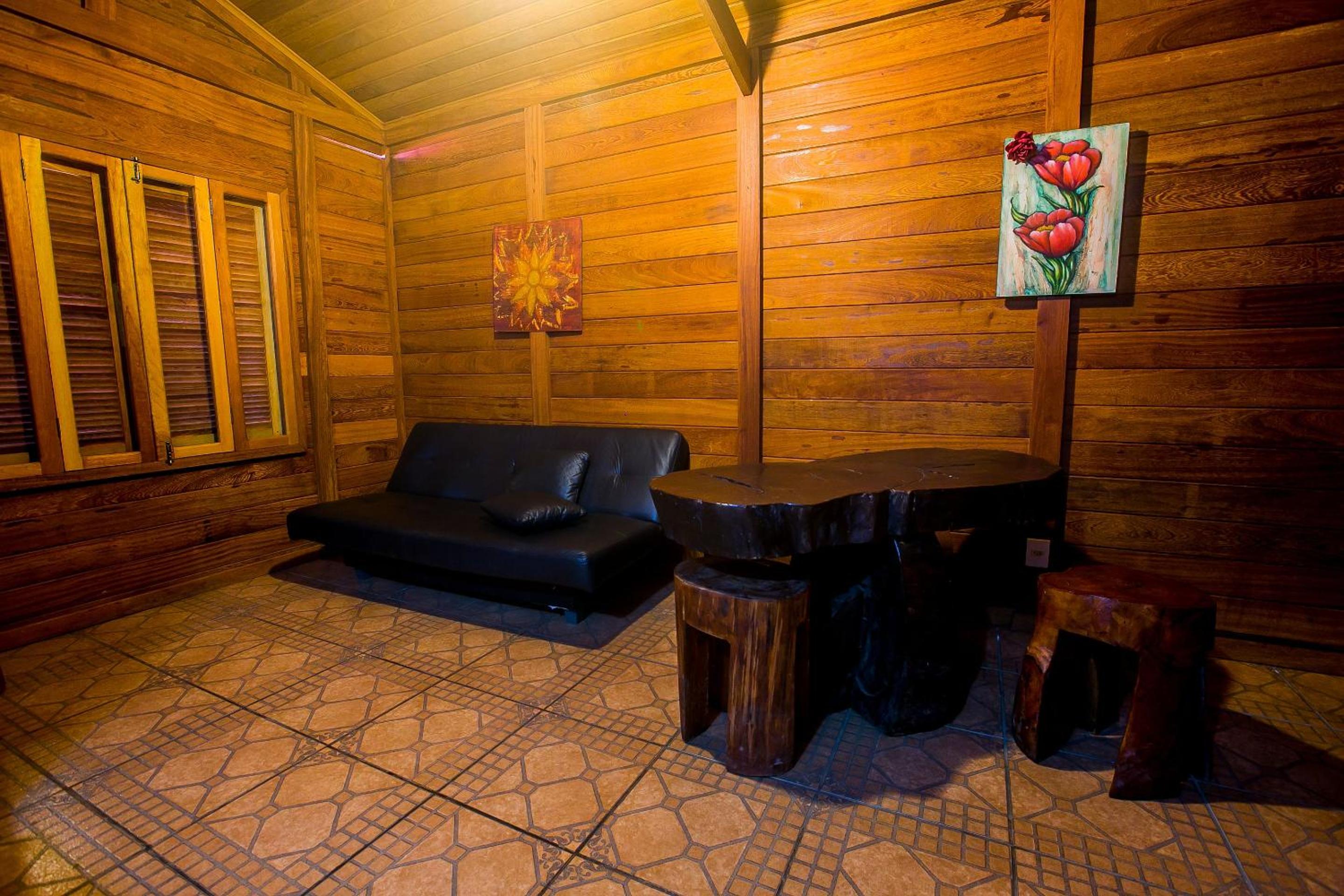 One-Bedroom Chalet - Photo 6