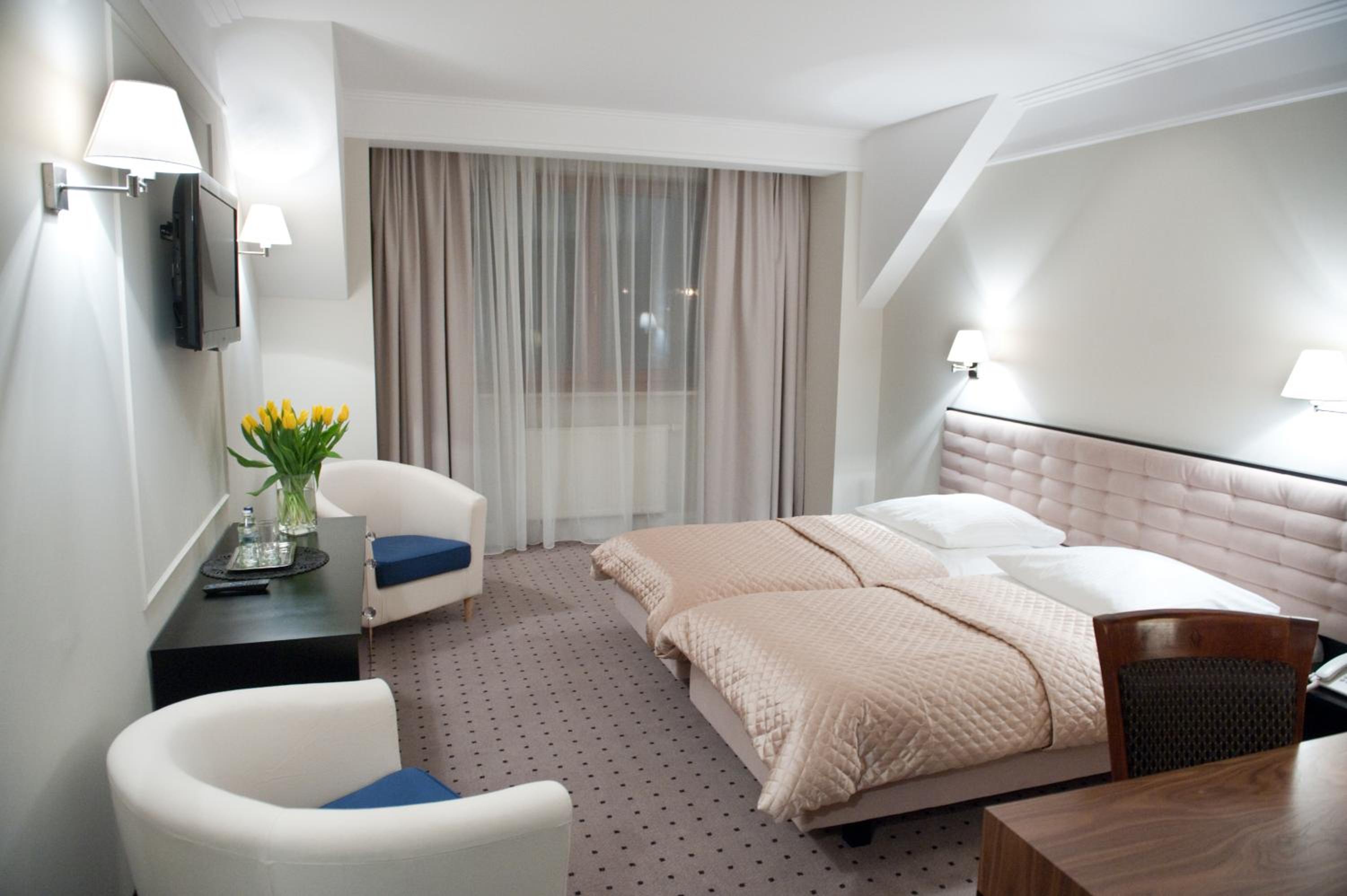 Double or Twin Room - Photo 1