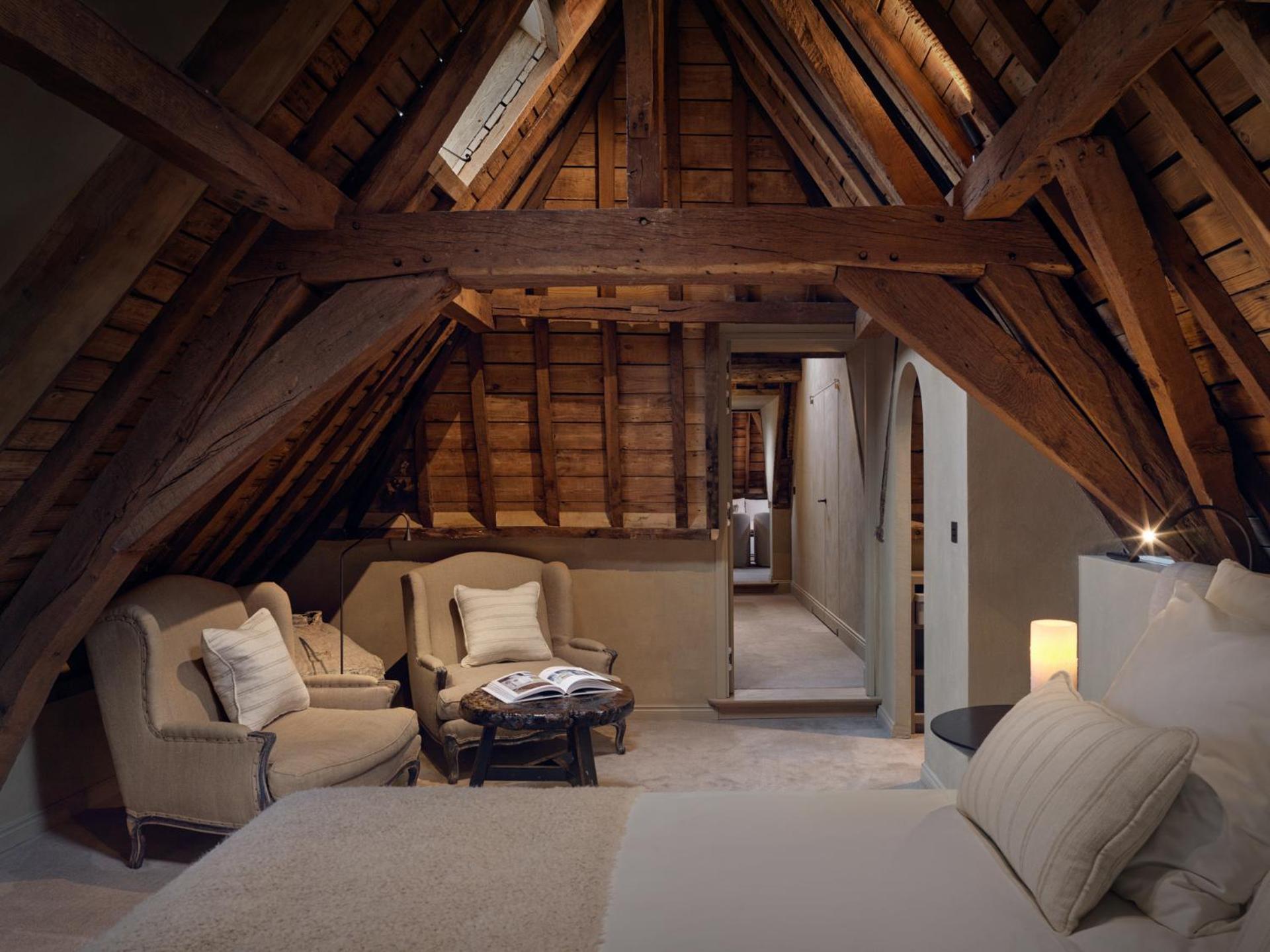 Two-Bedroom Suite - Photo 10