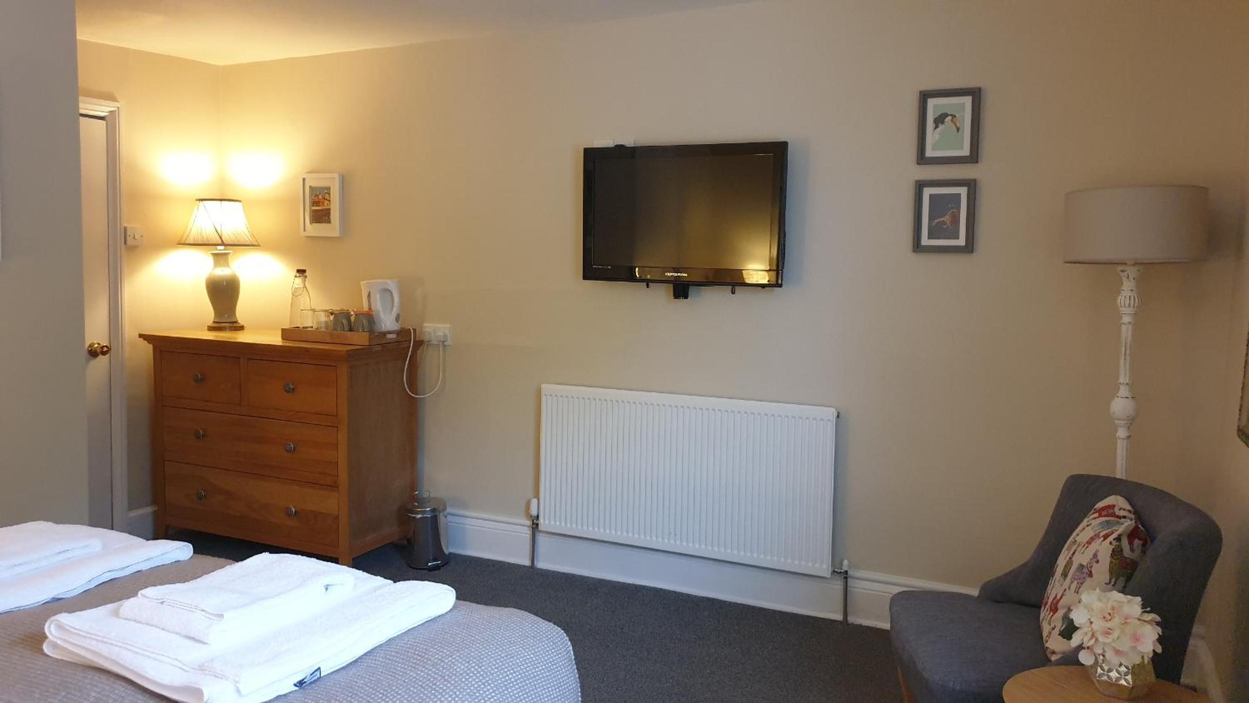 Large Double Room En-Suite Second Floor photo 2