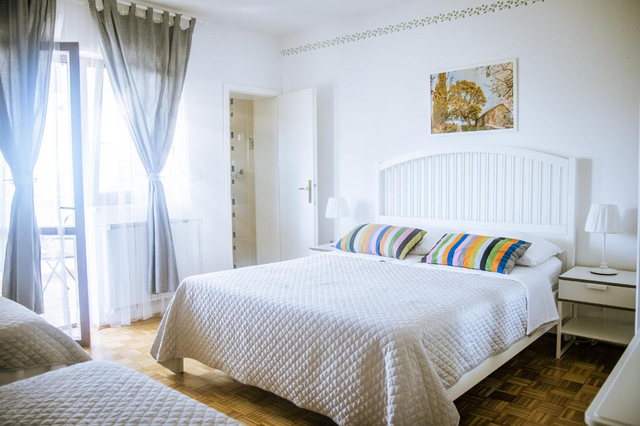 Quadruple Room with Balcony and Sea View photo 1