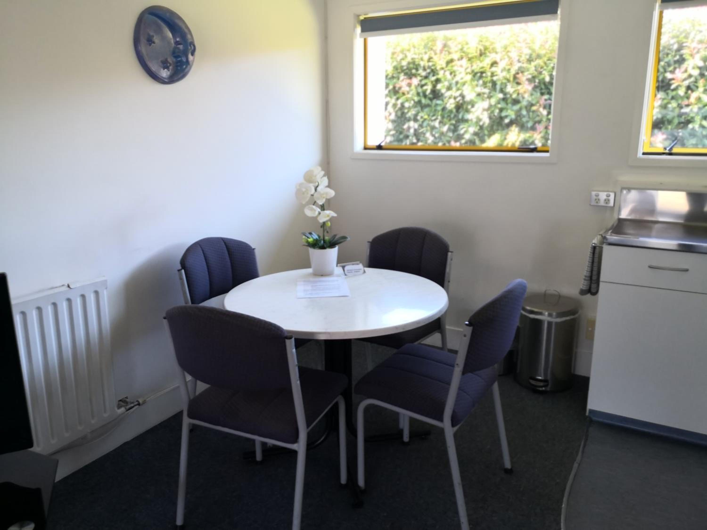 One-Bedroom Apartment - Photo 3