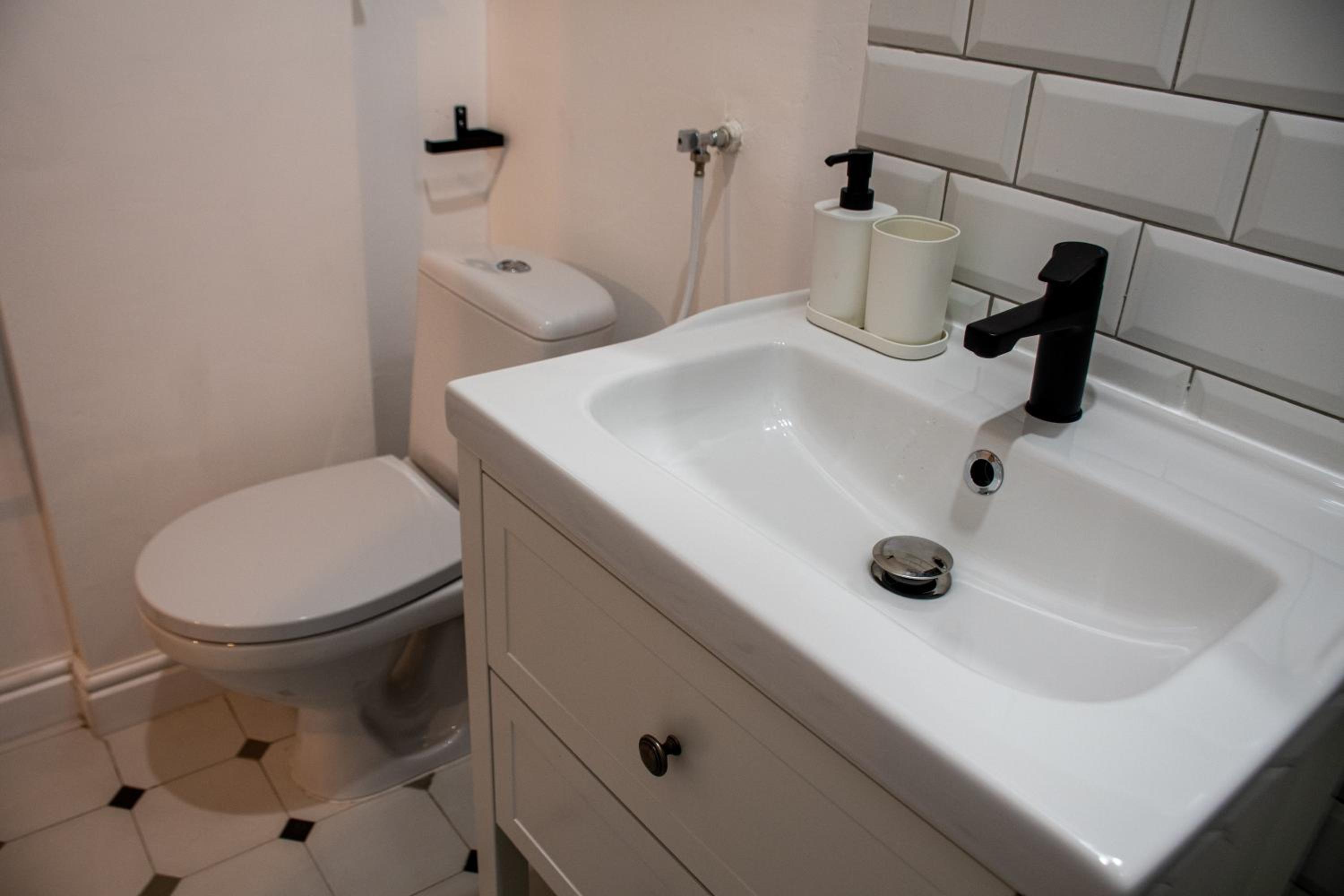Apartment - Photo 12