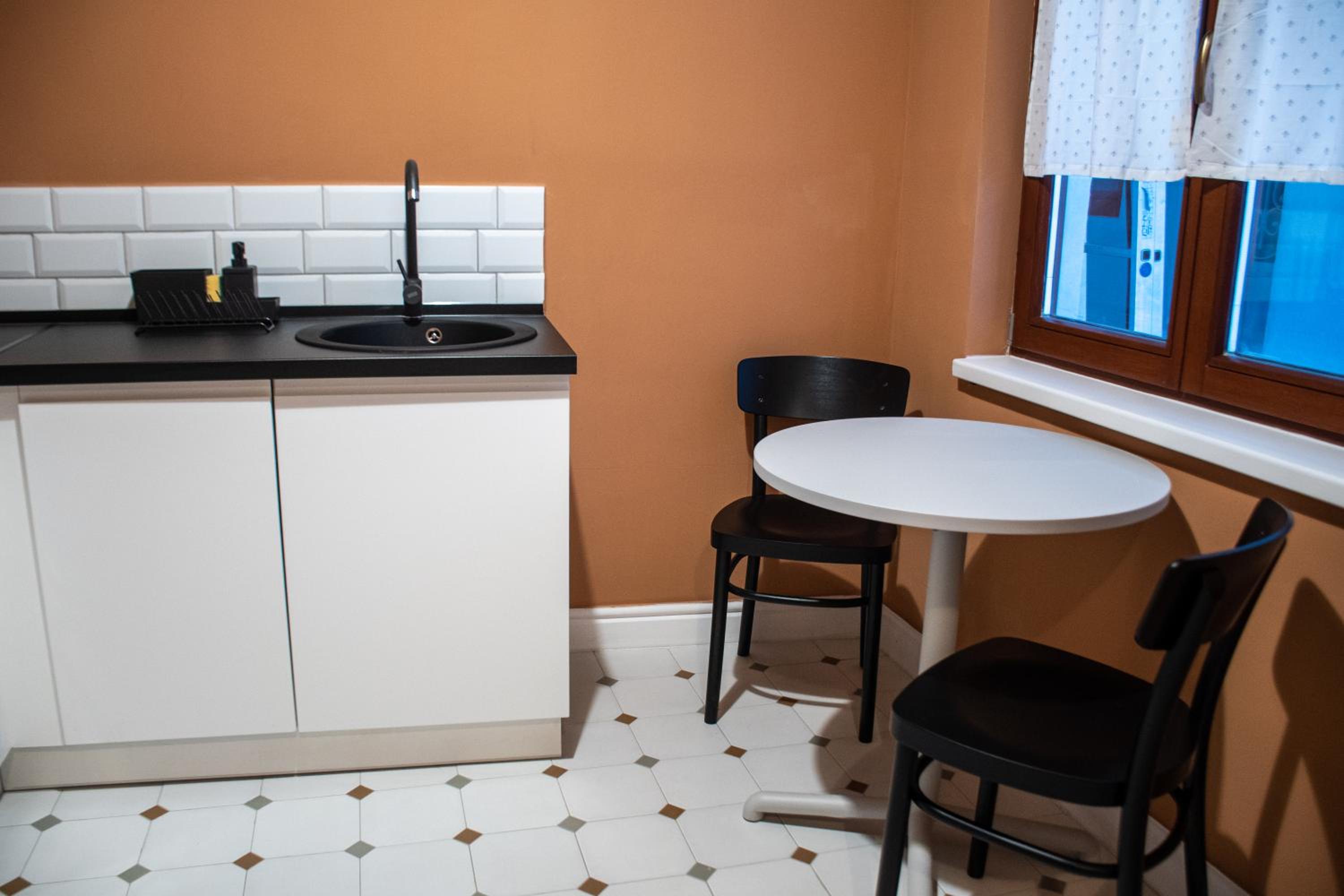 Apartment - Photo 13