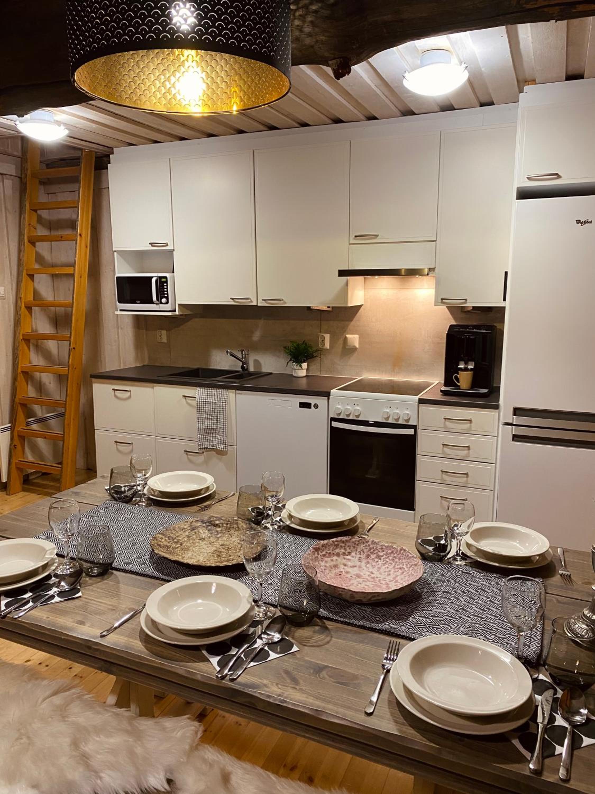Two-Bedroom Apartment - Photo 8