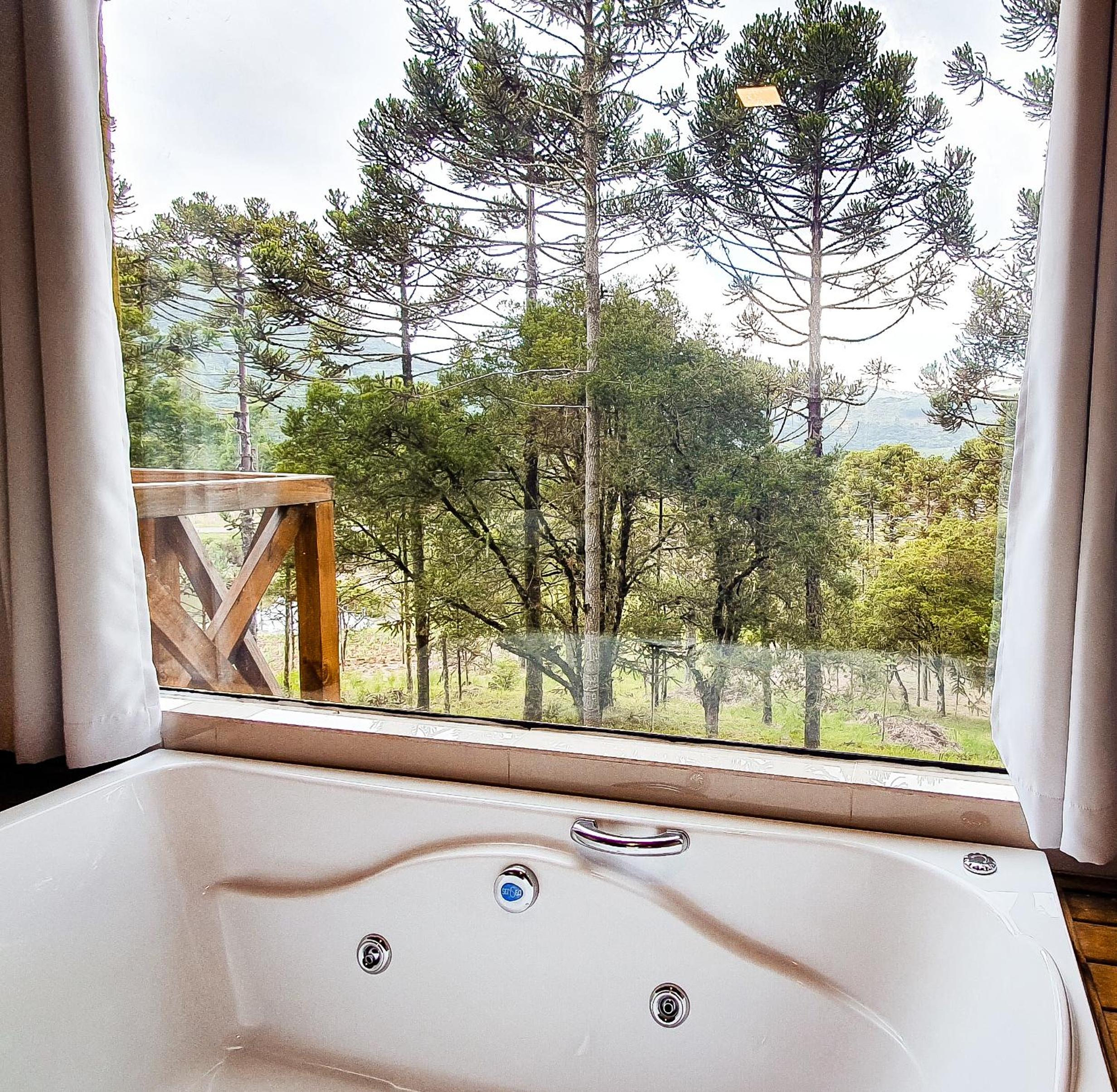 Chalet with Mountain View - Photo 9