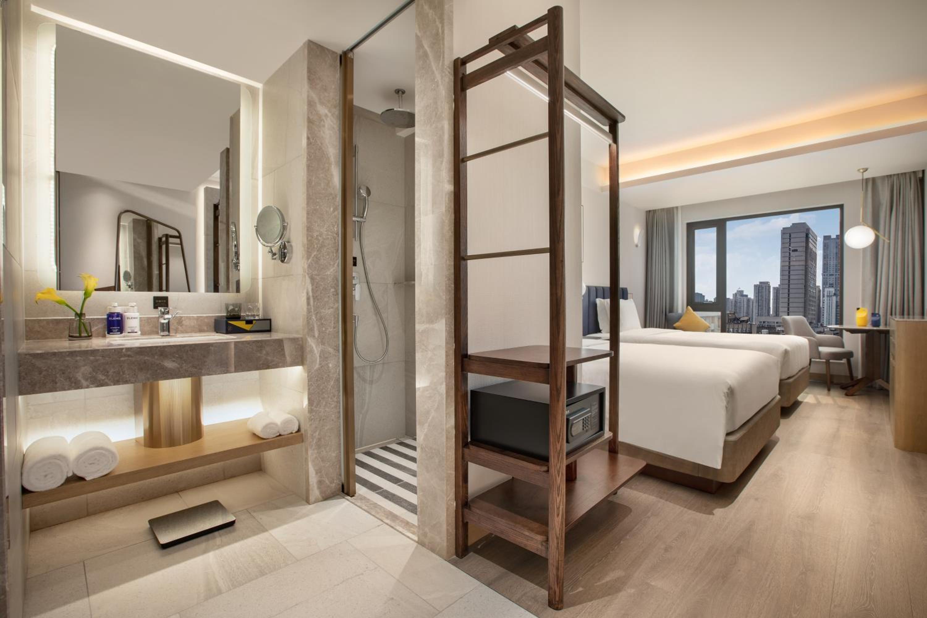 Standard Room - Photo 7
