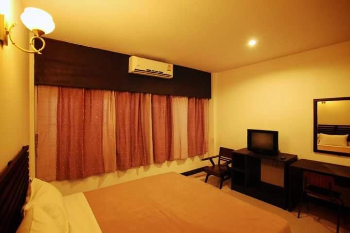 Standard Queen Room - Photo 3