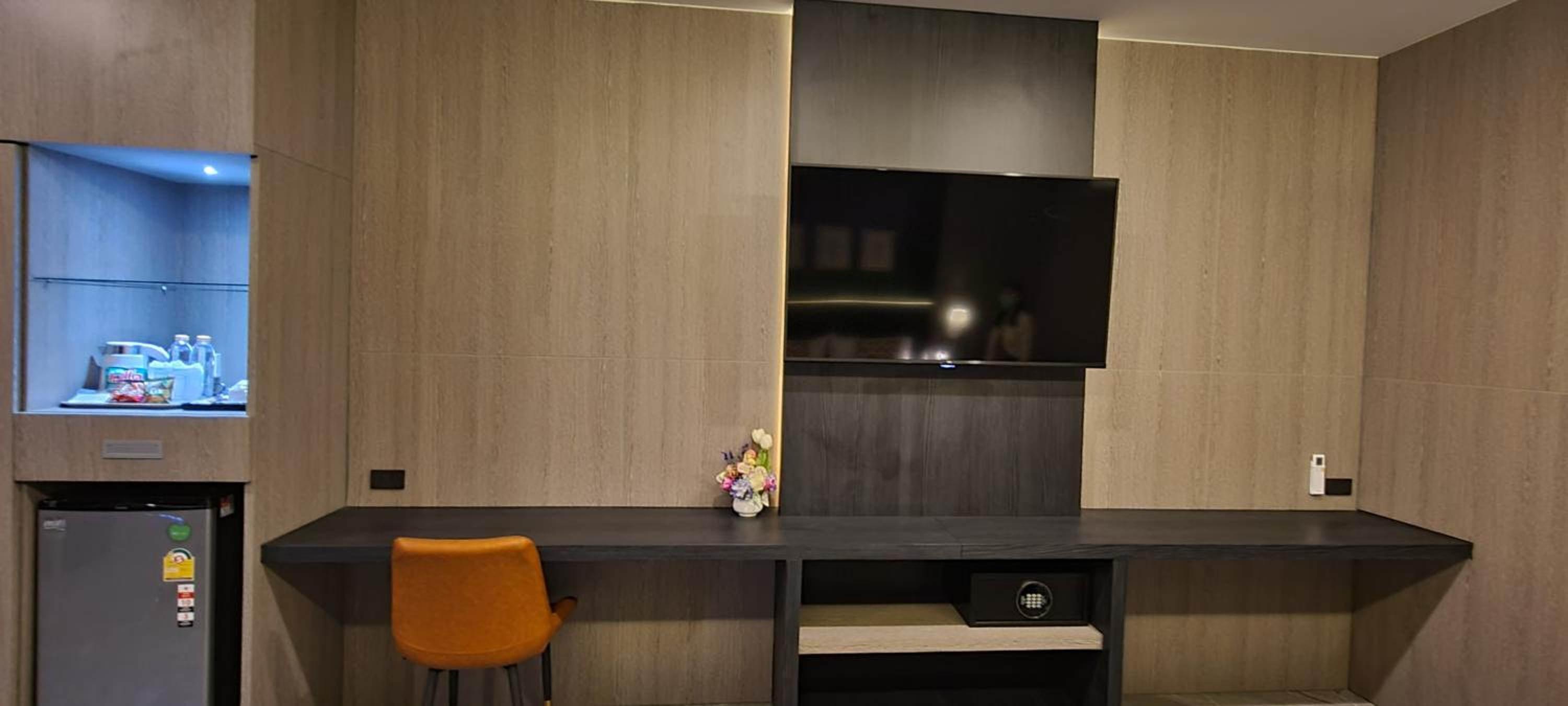 King Suite - Photo 5
