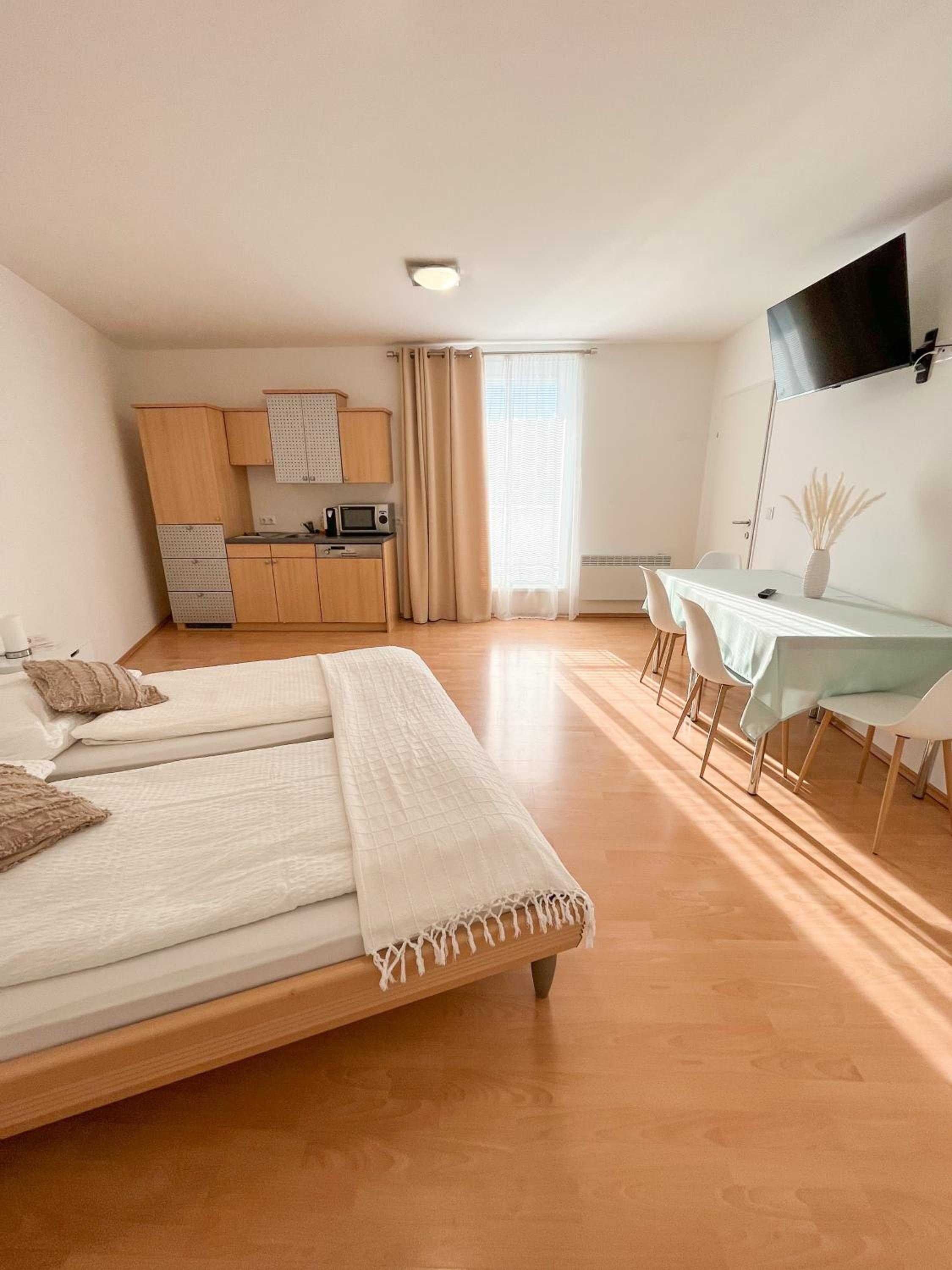 Apartment photo 1