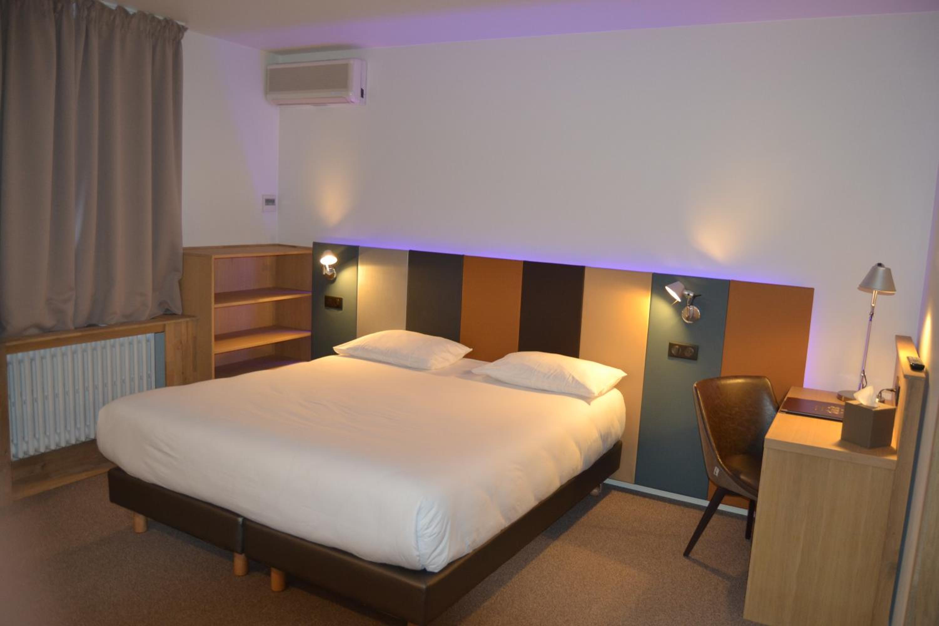 Family Room (4 Adults)