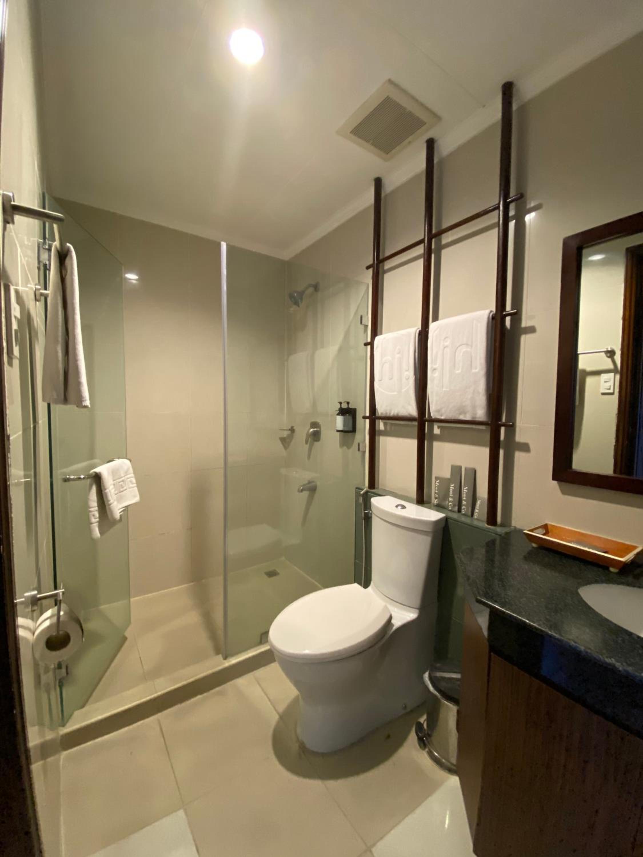 Two-Bedroom Premier - Photo 2