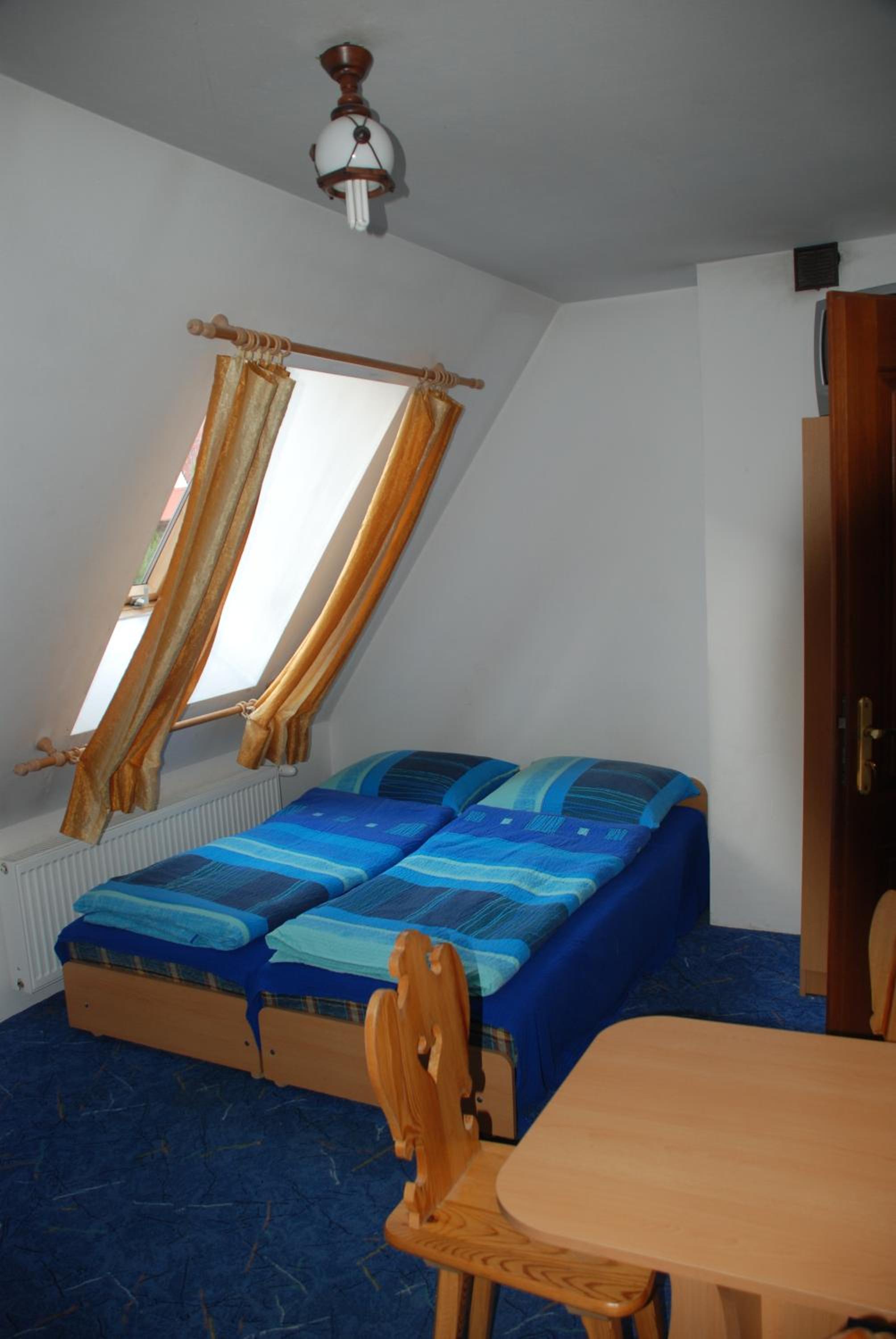 Triple Room with Private Bathroom