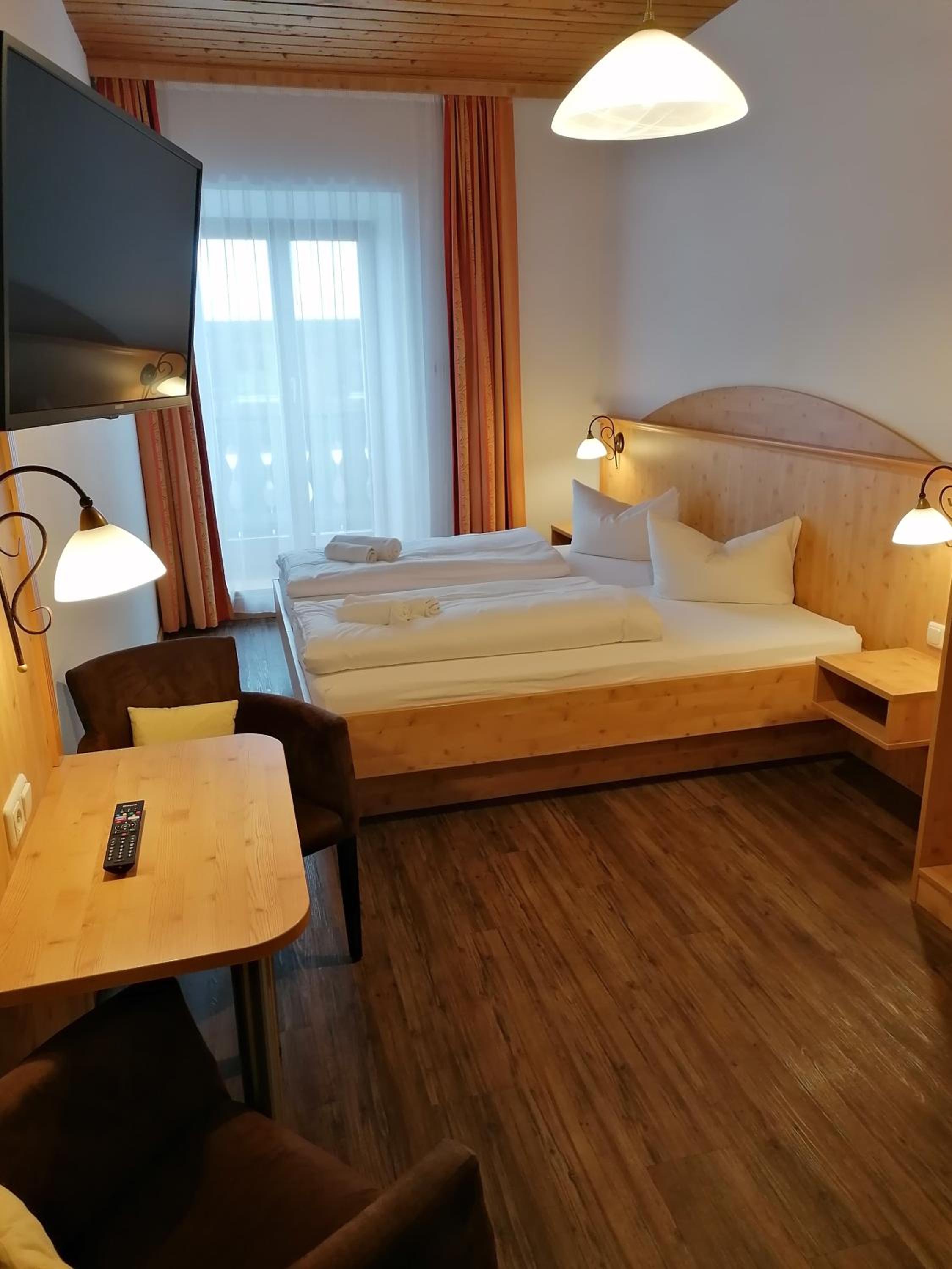 Double Room with Balcony photo 3