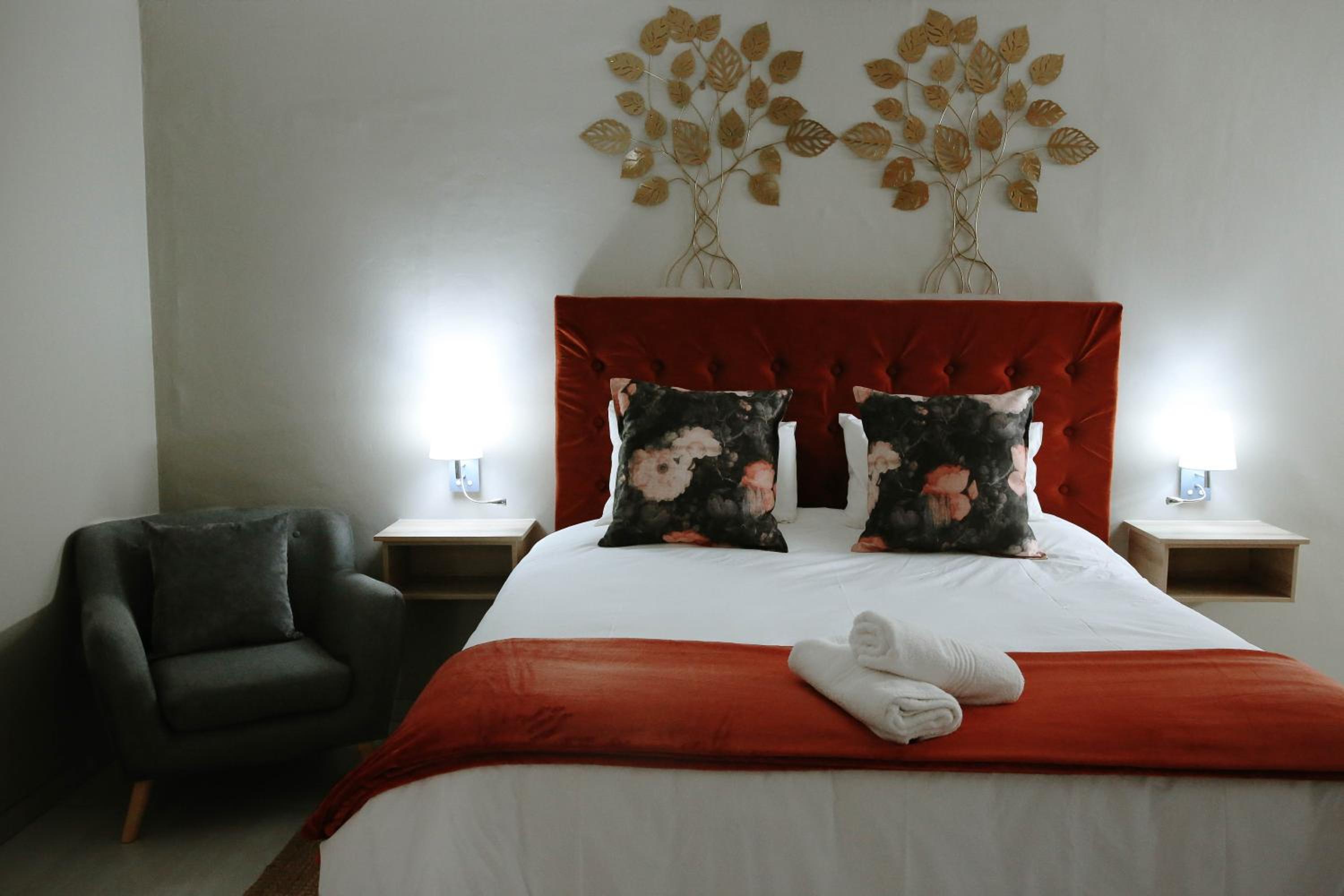 Deluxe Queen Room photo 2