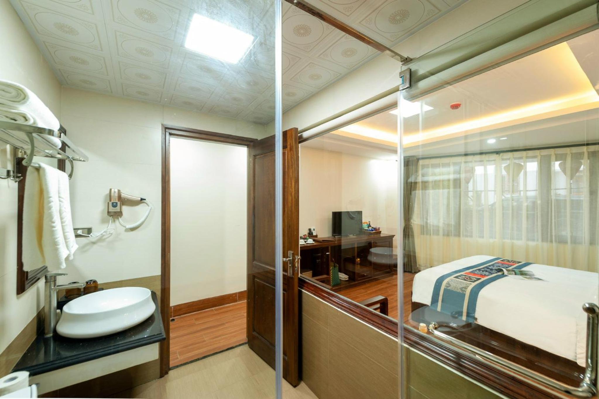 Triple Room with Mountain View - Photo 9
