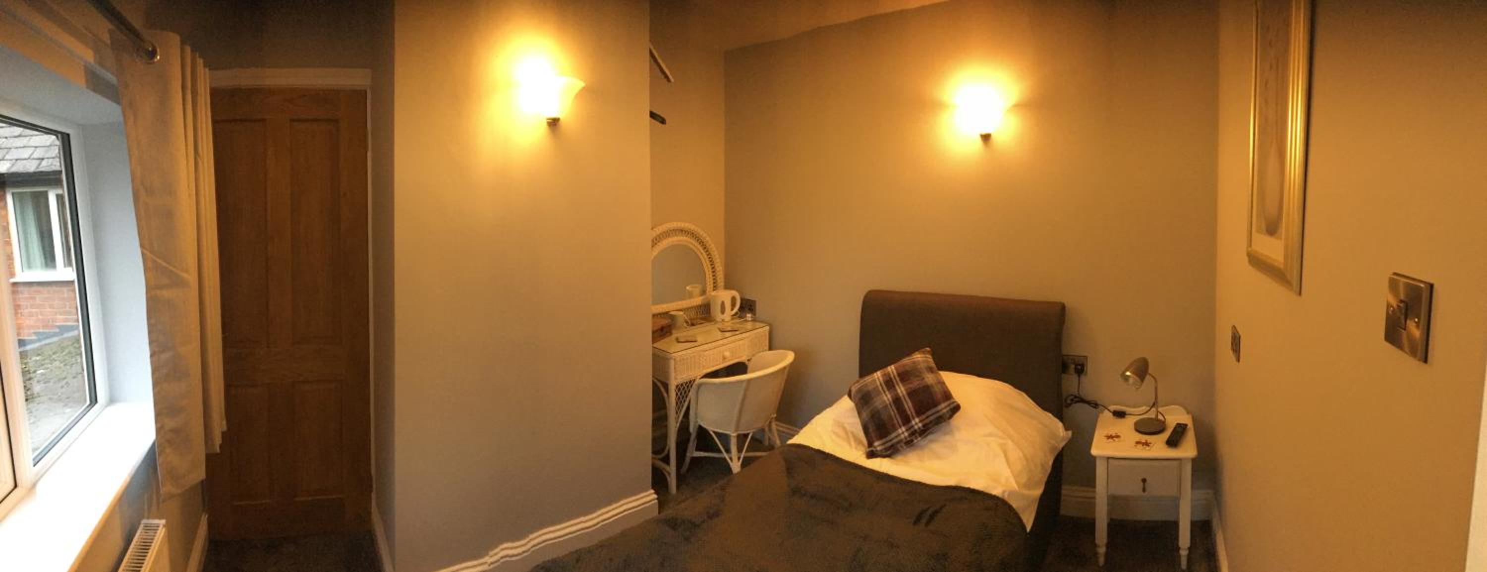 Single Room photo 3