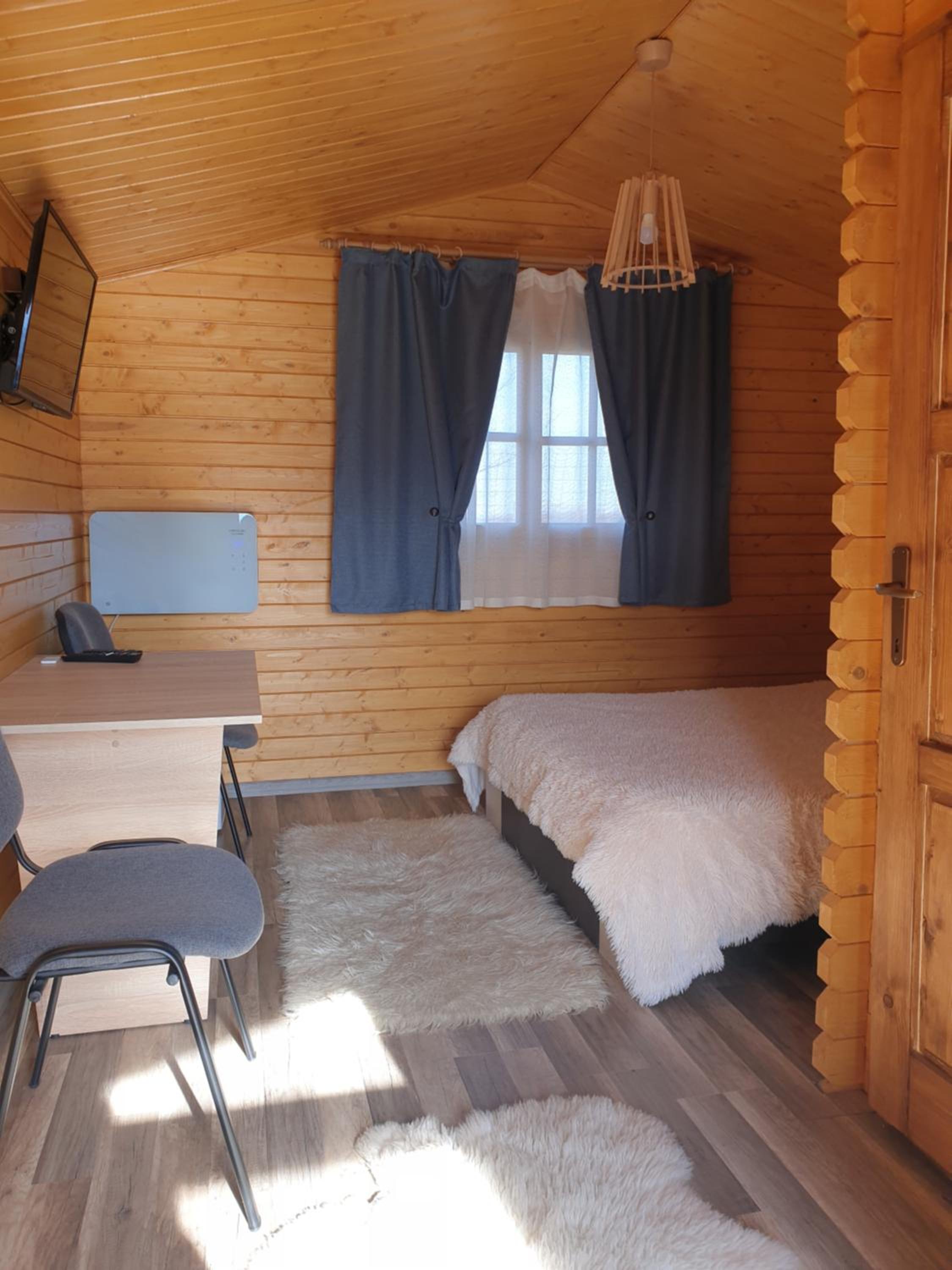 Double Room with Mountain View - Photo 5