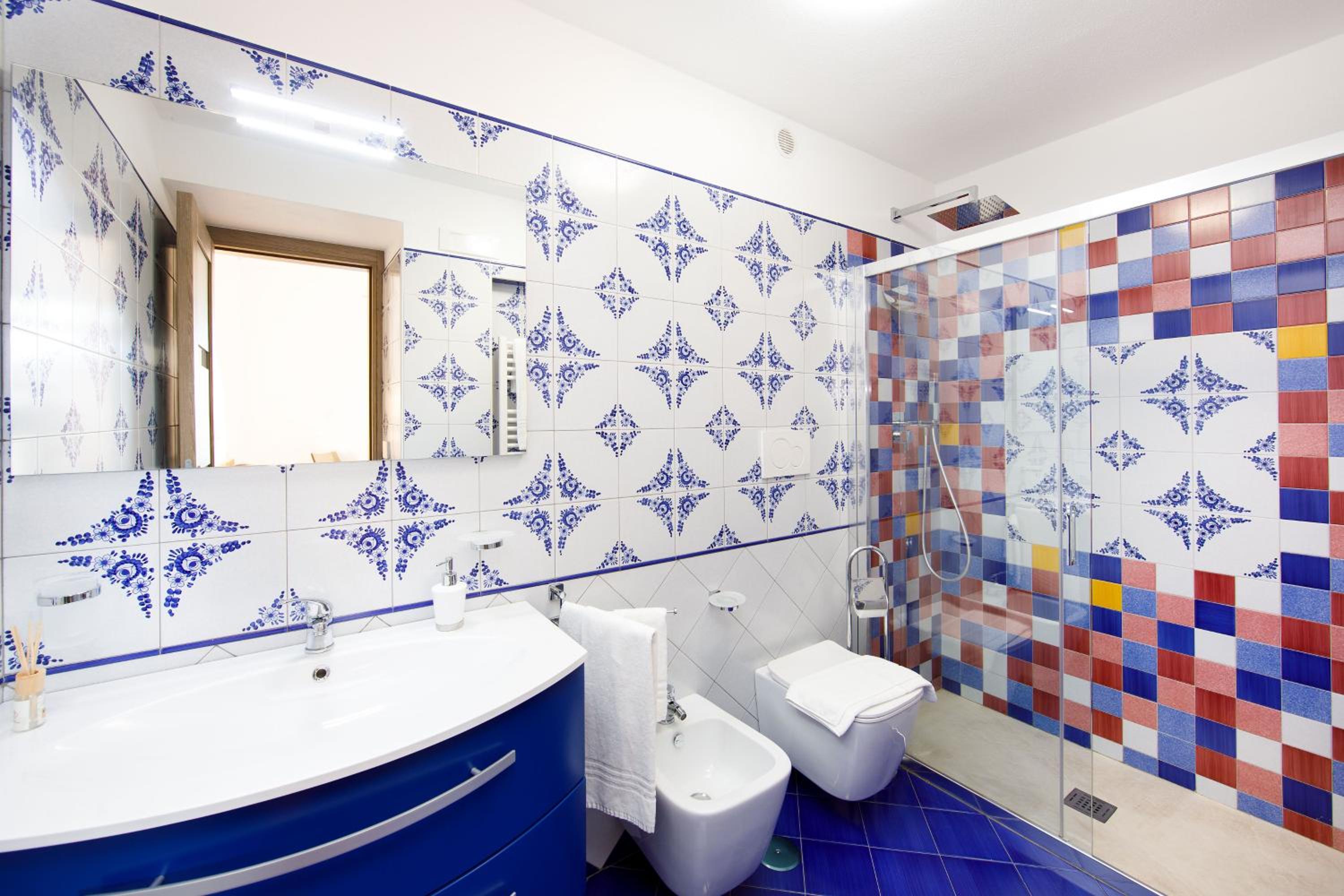 Double Room with Sea View - Photo 11