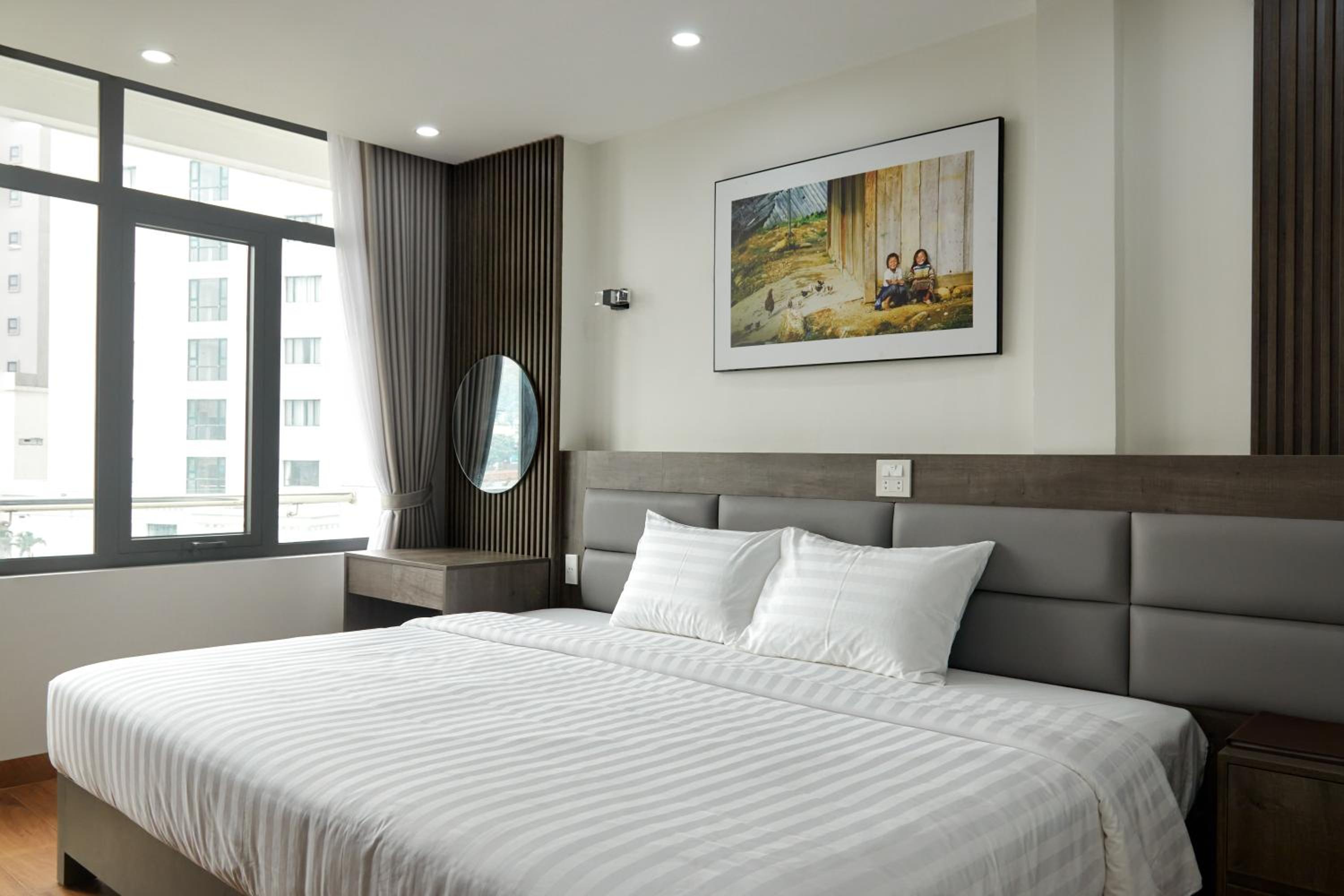 Deluxe King Room