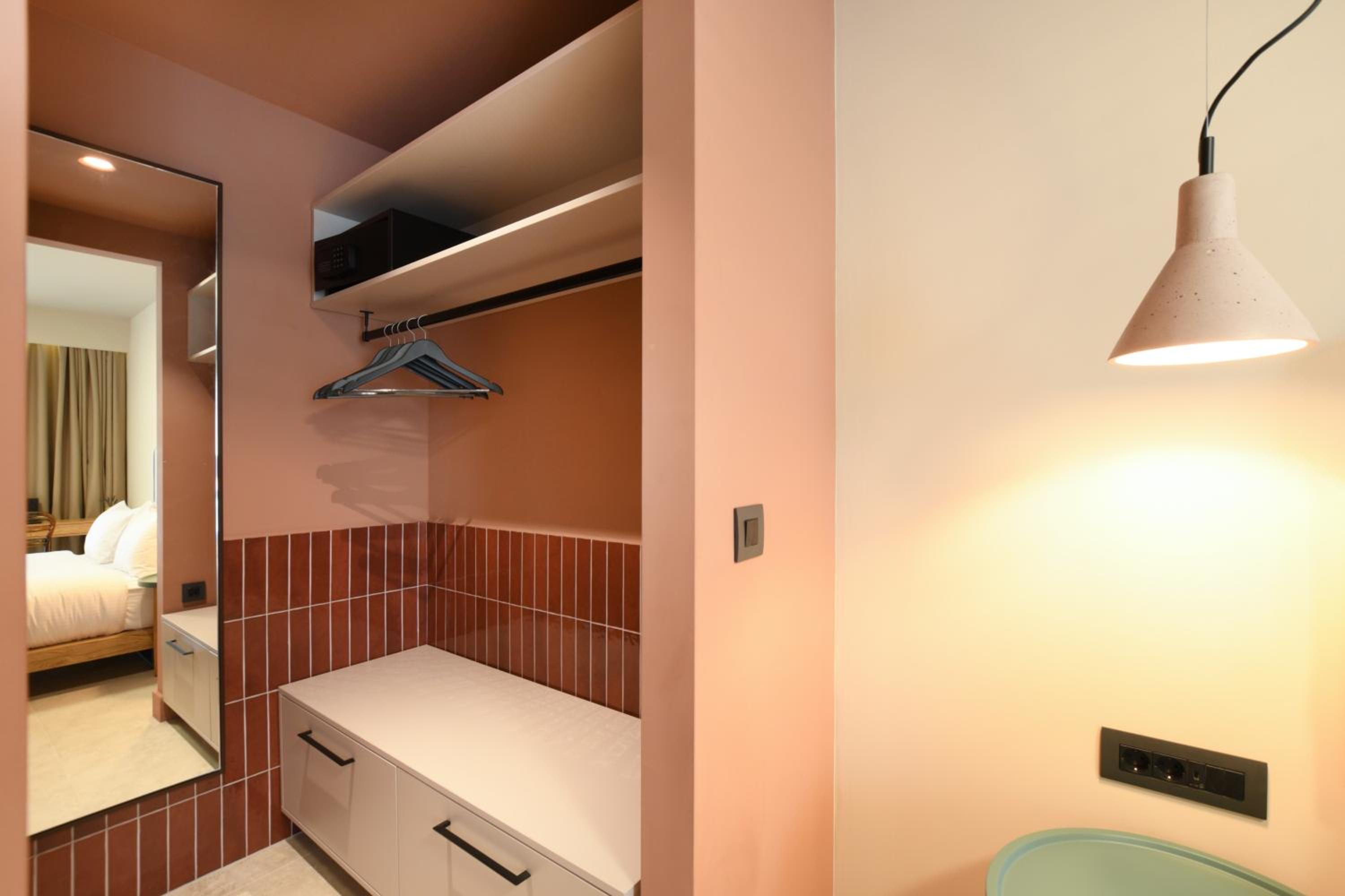 Luxury Triple One-Bedroom Suite photo 2