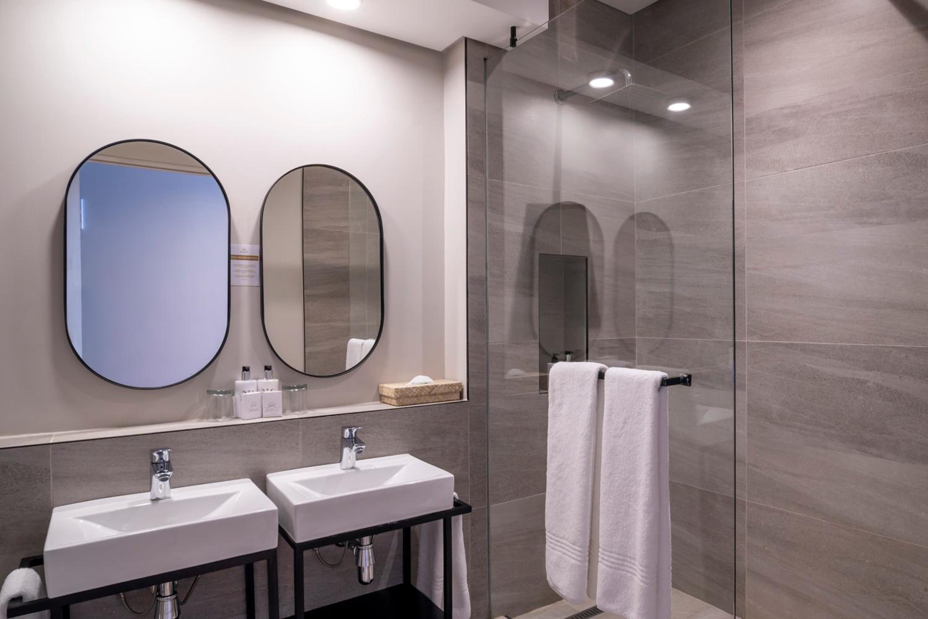 Luxury Room - Photo 3