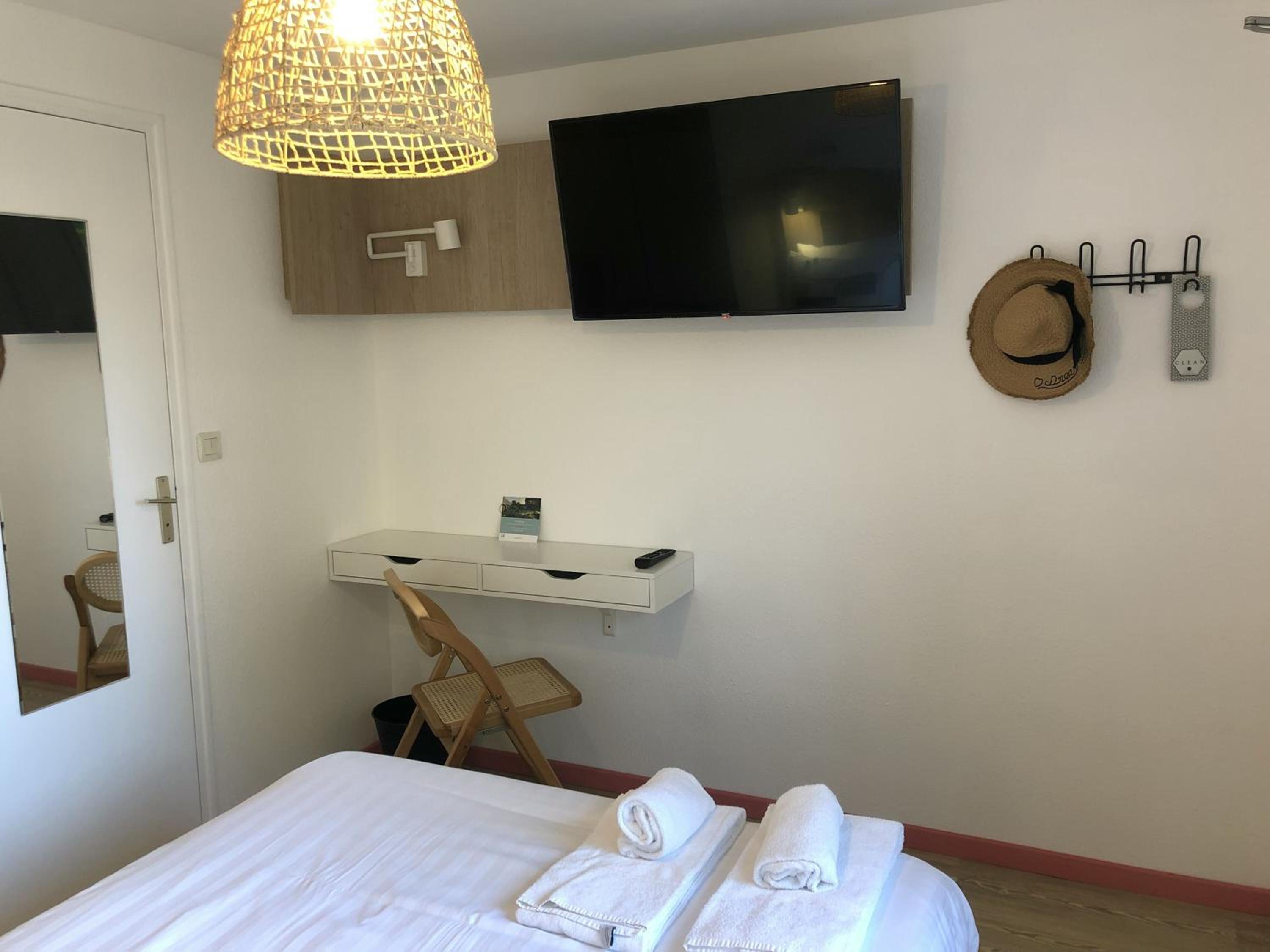 Superior Double Room - Photo 5